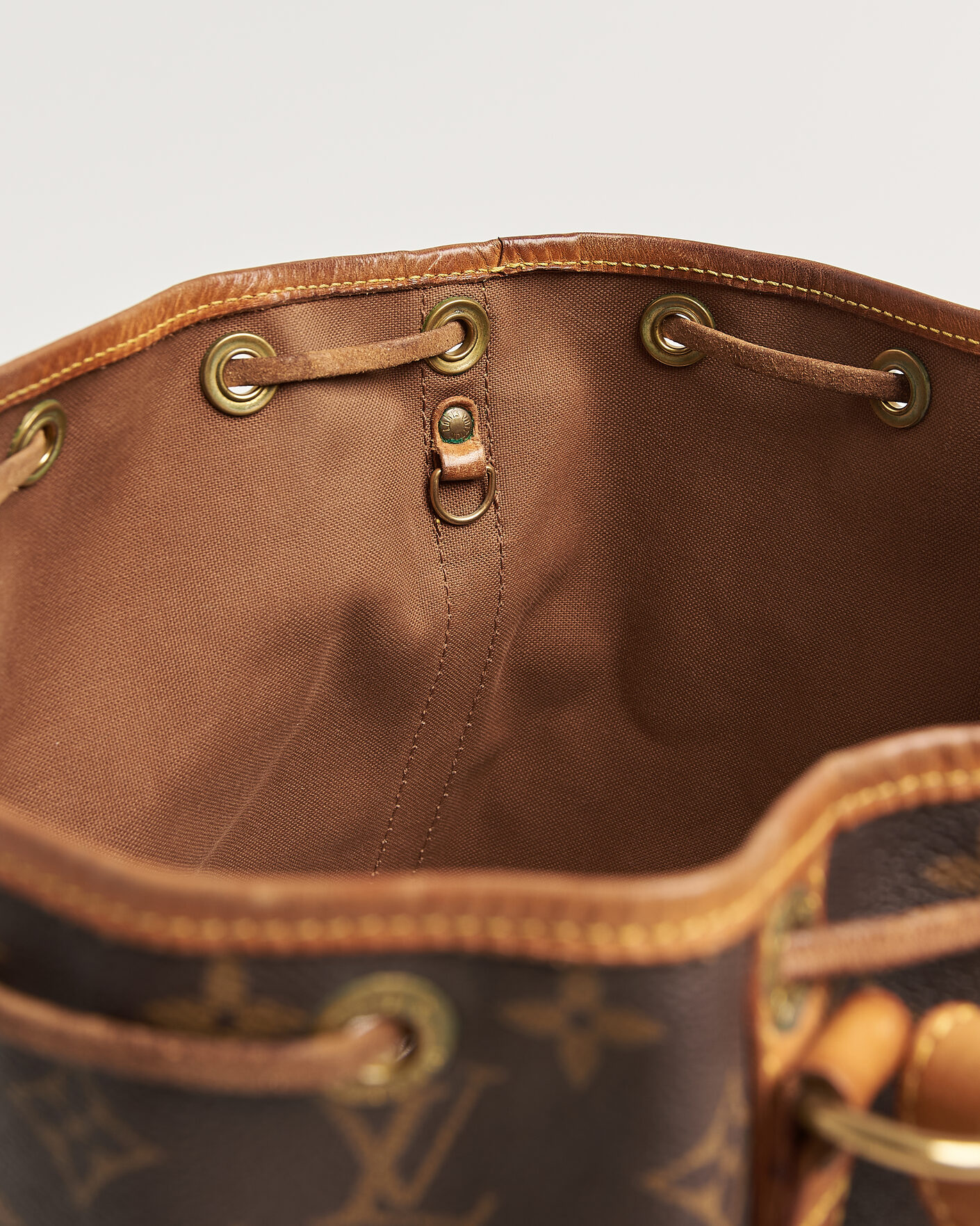 Heren | Pre-Owned & Vintage Bags | Louis Vuitton Pre-Owned | Petit Noé Monogram