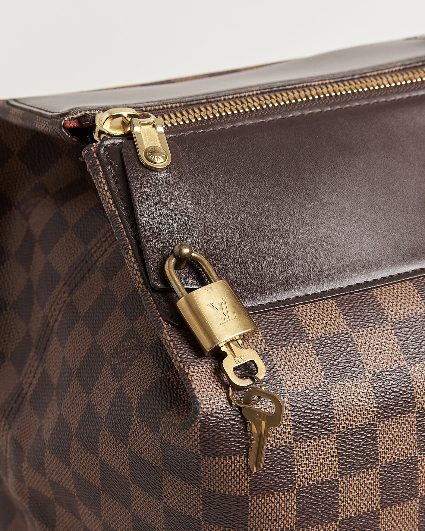 Heren | Pre-Owned & Vintage Bags | Louis Vuitton Pre-Owned | Greenwich GM Travel Bag Damier Ebene
