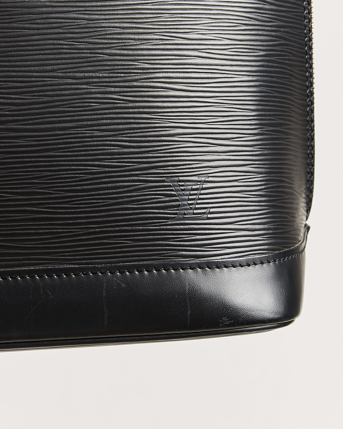 Heren | Pre-Owned & Vintage Bags | Louis Vuitton Pre-Owned | Alma PM Bag Epi Leather Black
