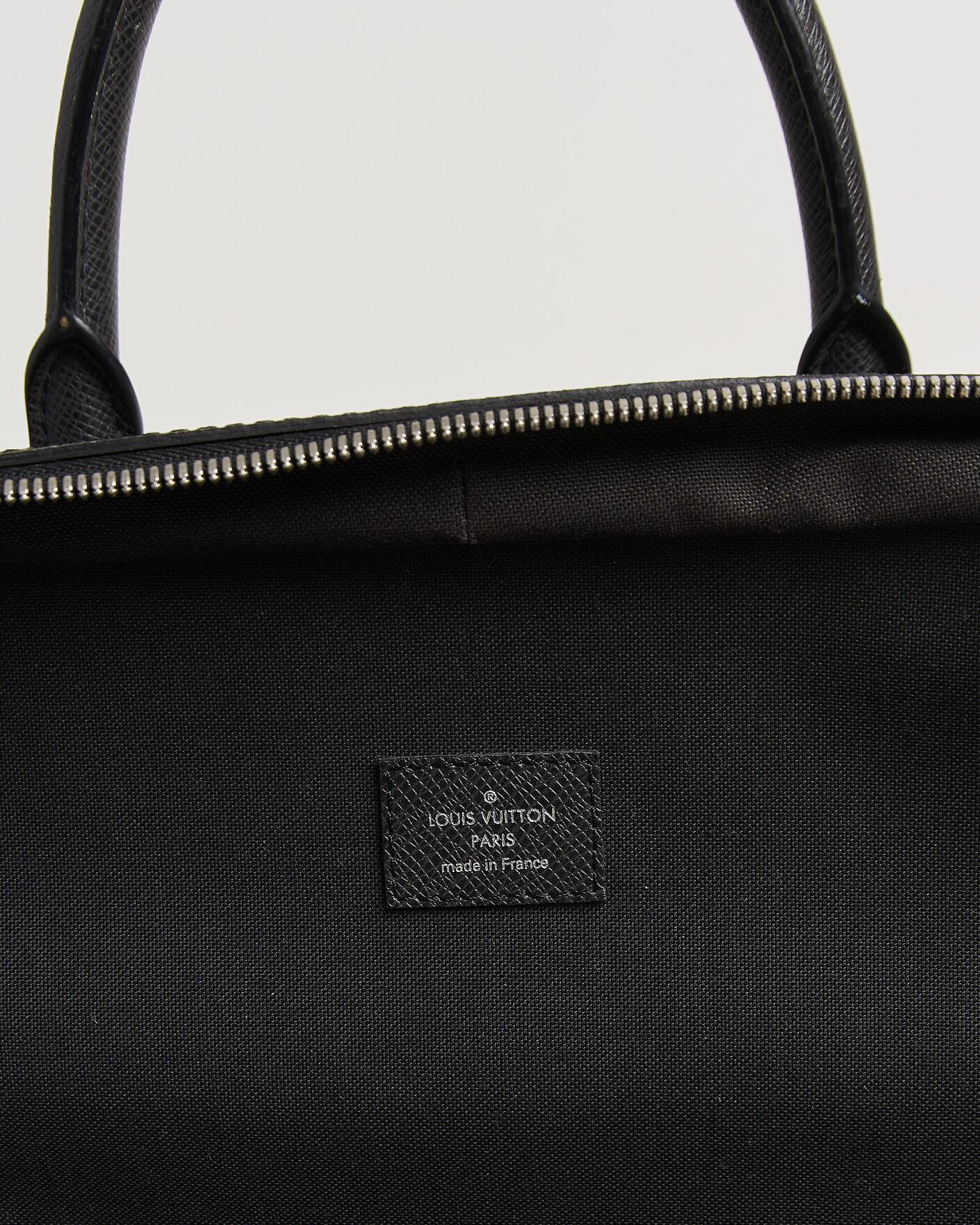 Heren | Pre-Owned & Vintage Bags | Louis Vuitton Pre-Owned | Overnight Bag Taiga Leather Black
