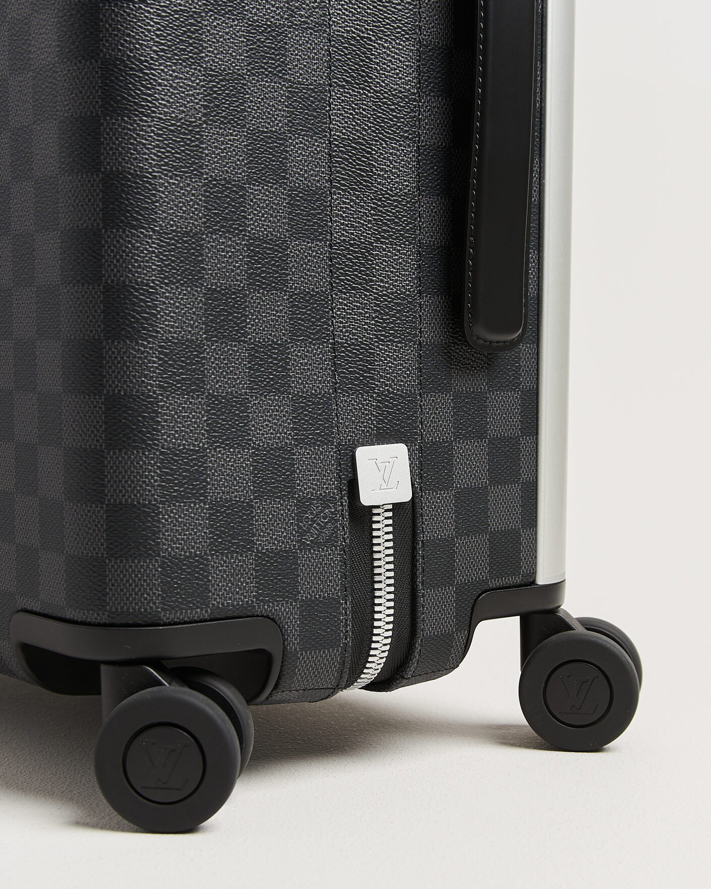 Heren | Pre-Owned & Vintage Bags | Louis Vuitton Pre-Owned | Horizon 55 Damier Graphite