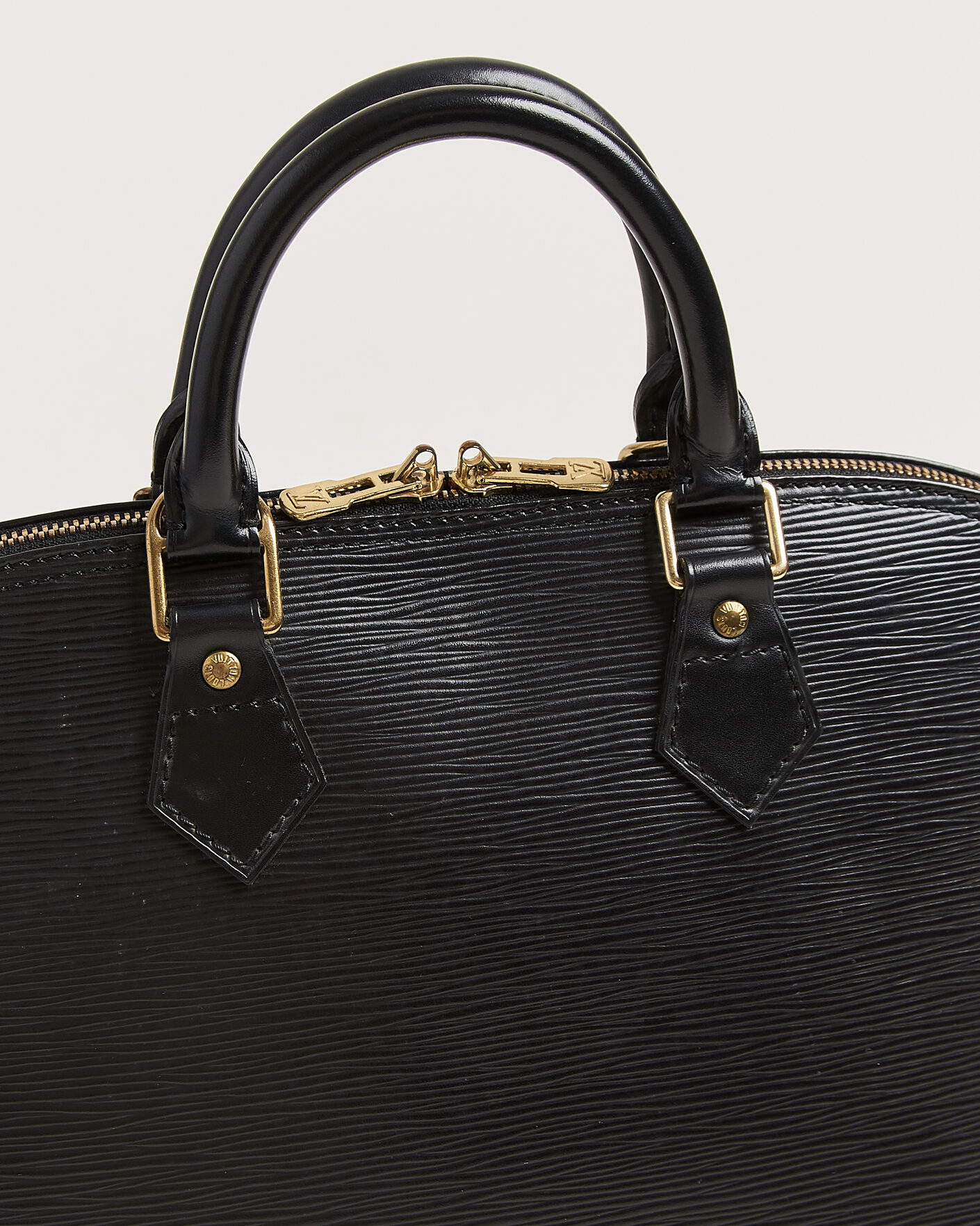 Heren | Pre-Owned & Vintage Bags | Louis Vuitton Pre-Owned | Alma PM Bag Epi Leather Black