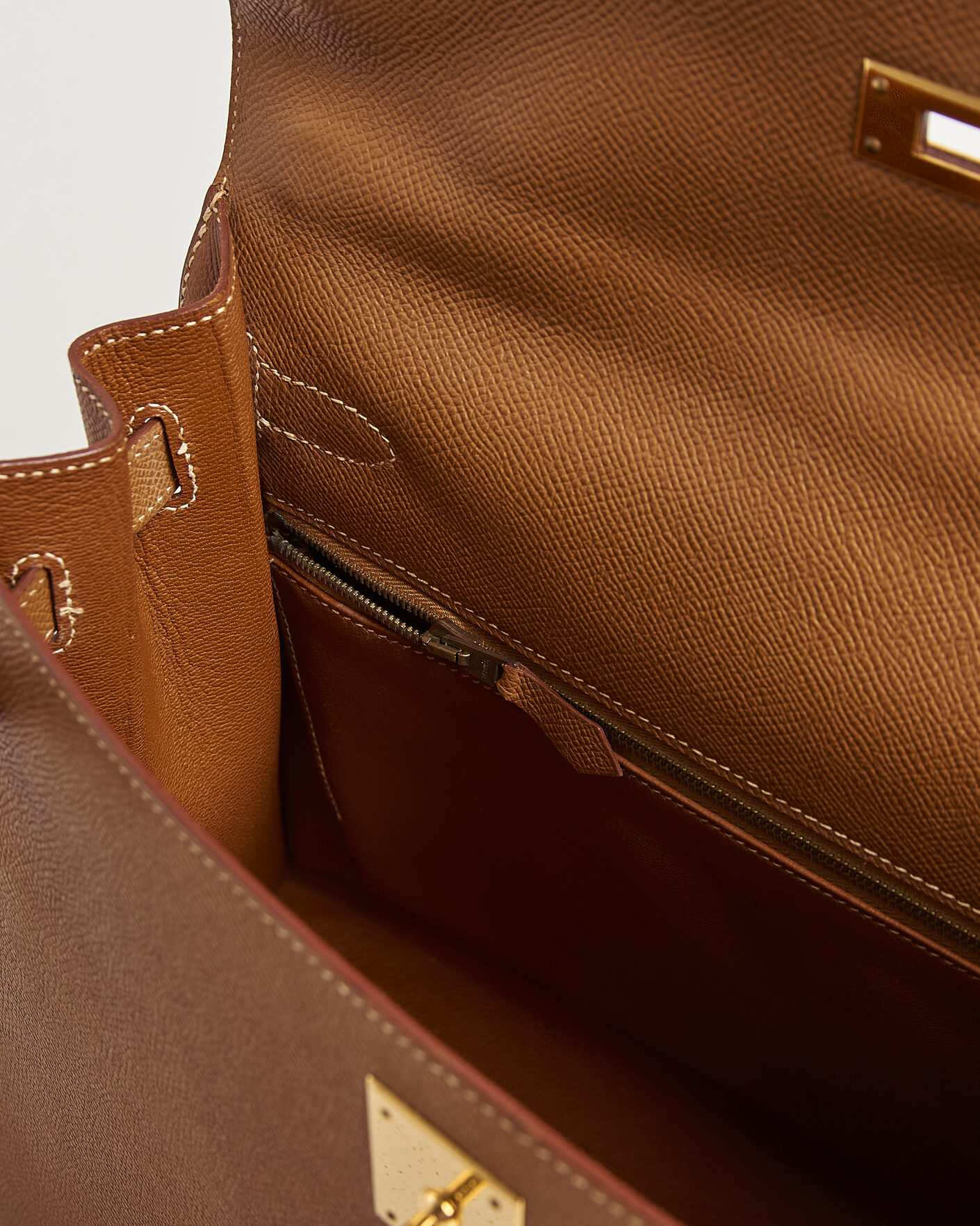 Heren | Pre-Owned & Vintage Bags | Hermès Pre-Owned | Kelly 32 Courchevel Leather Gold