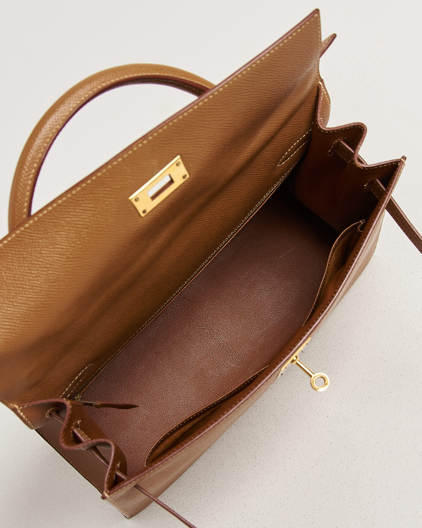 Heren | Pre-Owned & Vintage Bags | Hermès Pre-Owned | Kelly 32 Courchevel Leather Gold