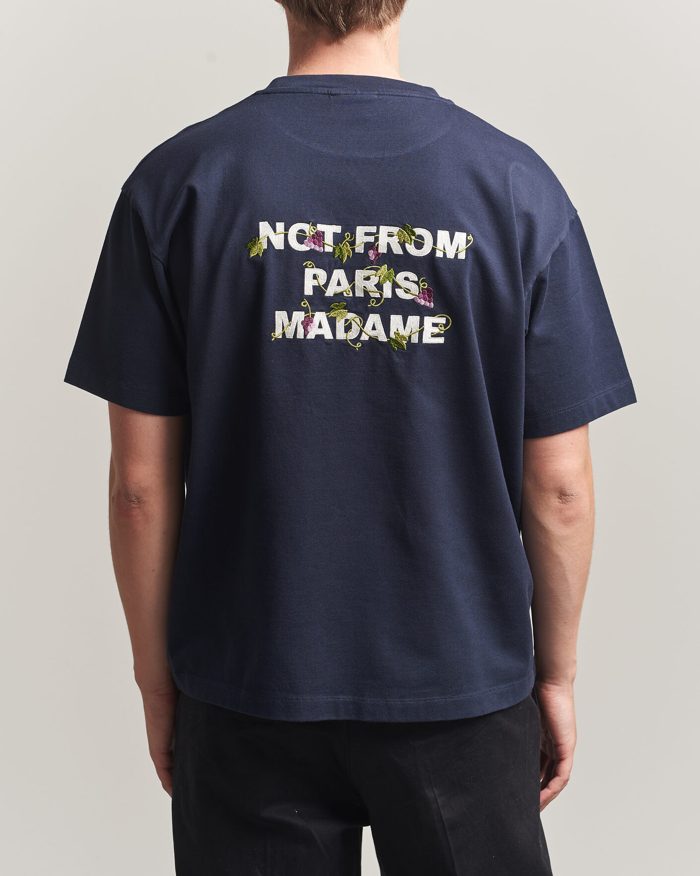 Heren | T-shirts | Drôle de Monsieur | Vine Embroidered Slogan T-Shirt Navy