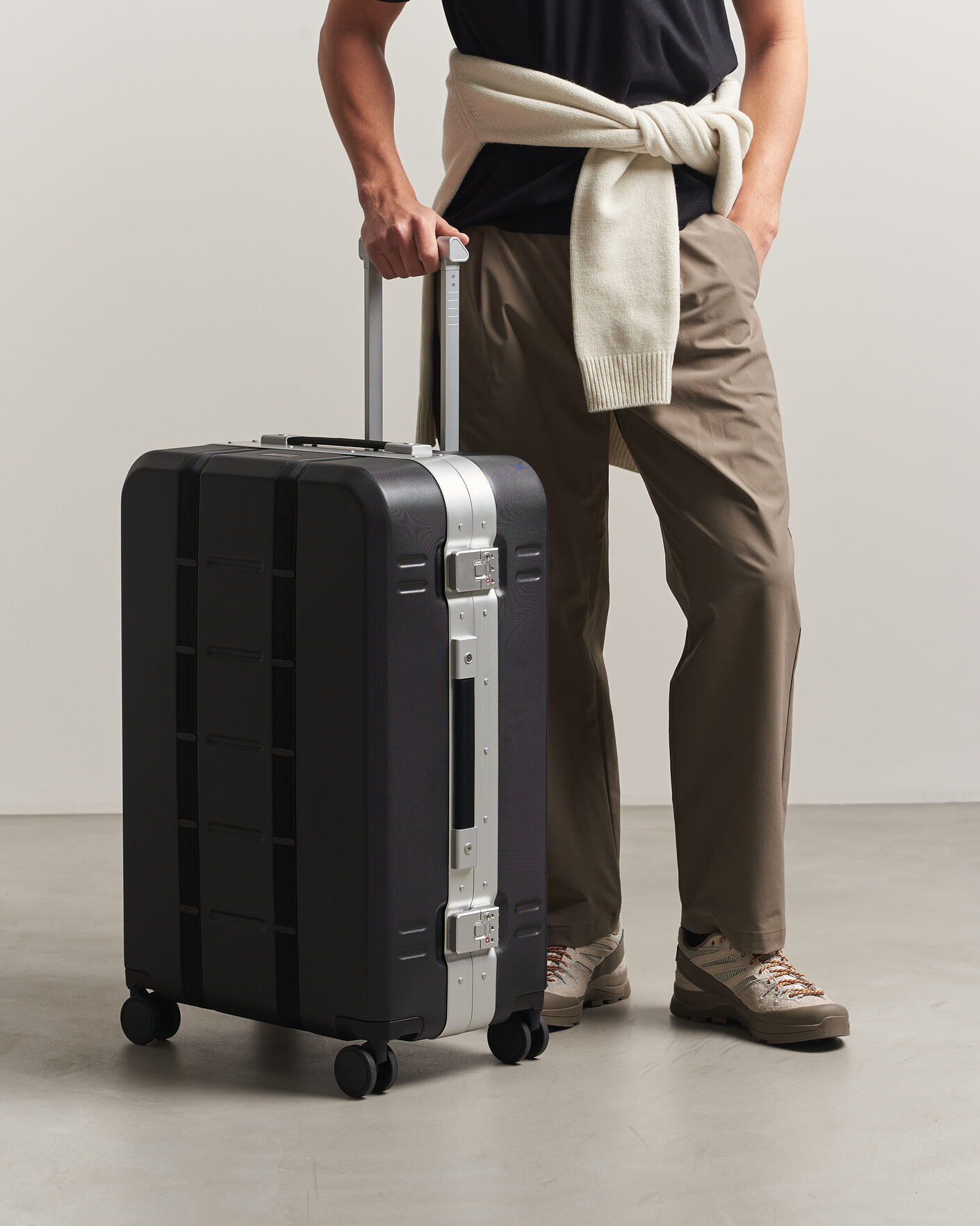 Heren | Tassen | DB | Ramverk Pro Check-In Luggage Large Silver/Black