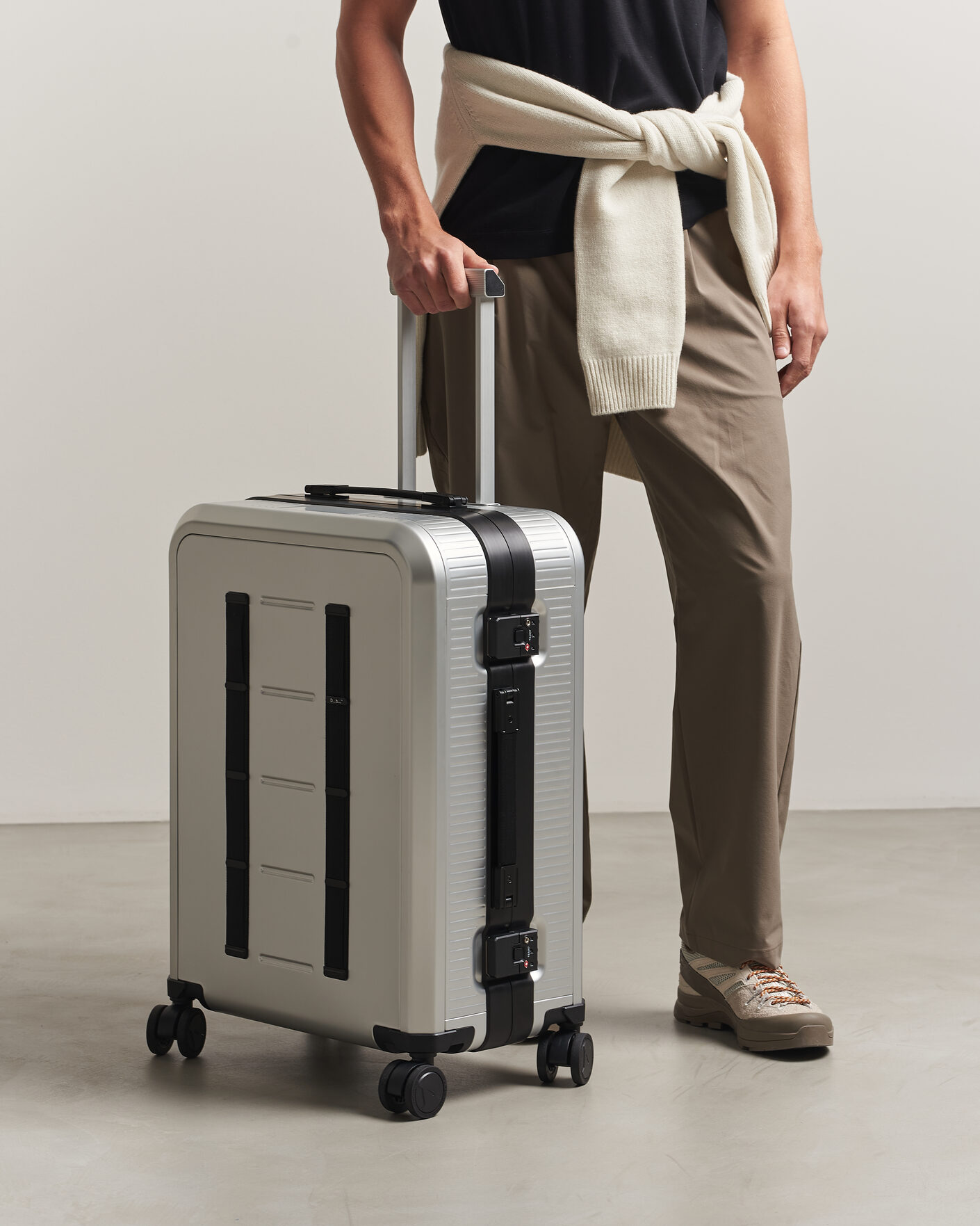 Heren | Tassen | DB | Ramverk Alu Pro Check-In Luggage Medium Silver/Onyx