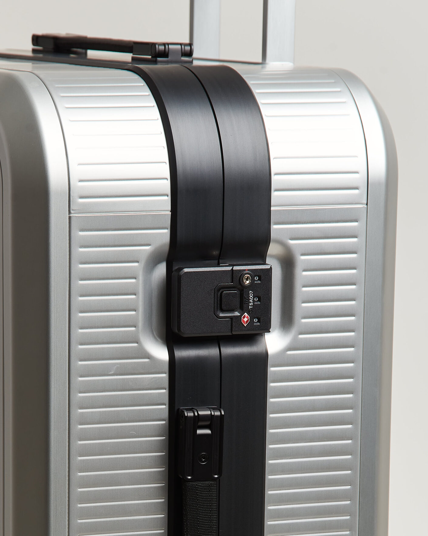 Heren | Tassen | DB | Ramverk Alu Pro Check-In Luggage Large Silver/Onyx