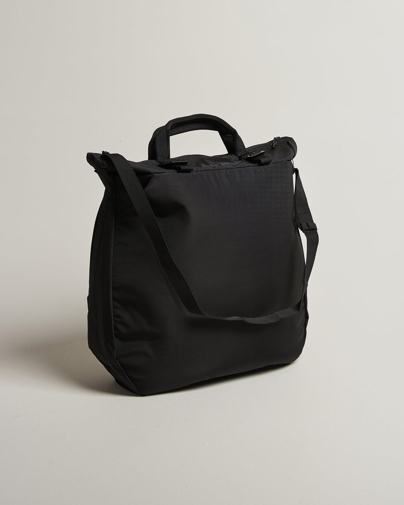 Heren | Tassen | DB | Utility Tote 32L Black Out