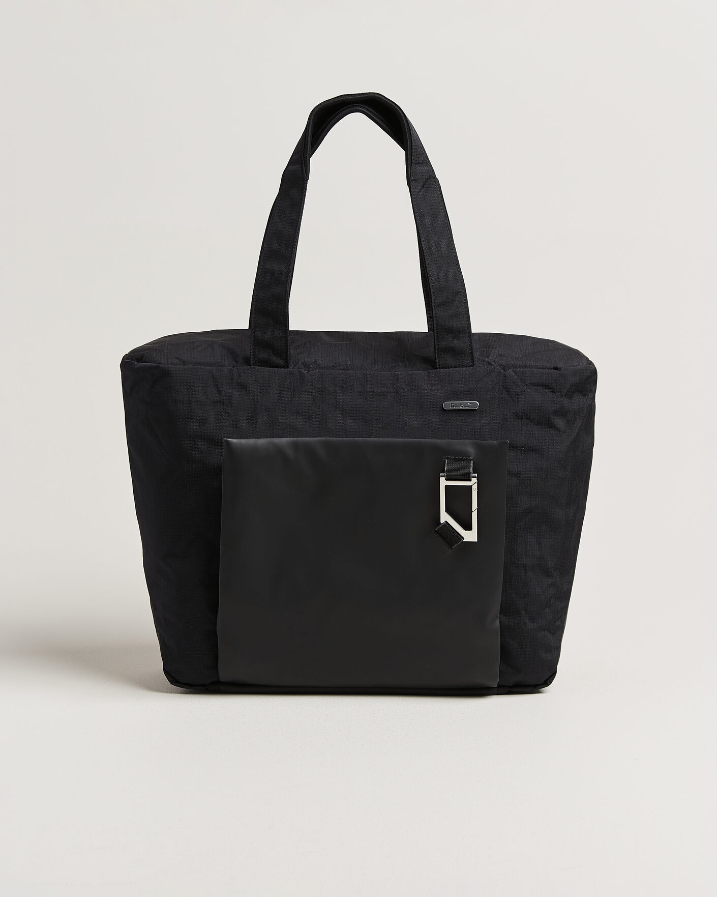 Heren | Tassen | DB | Entour Tote 22L Black Out