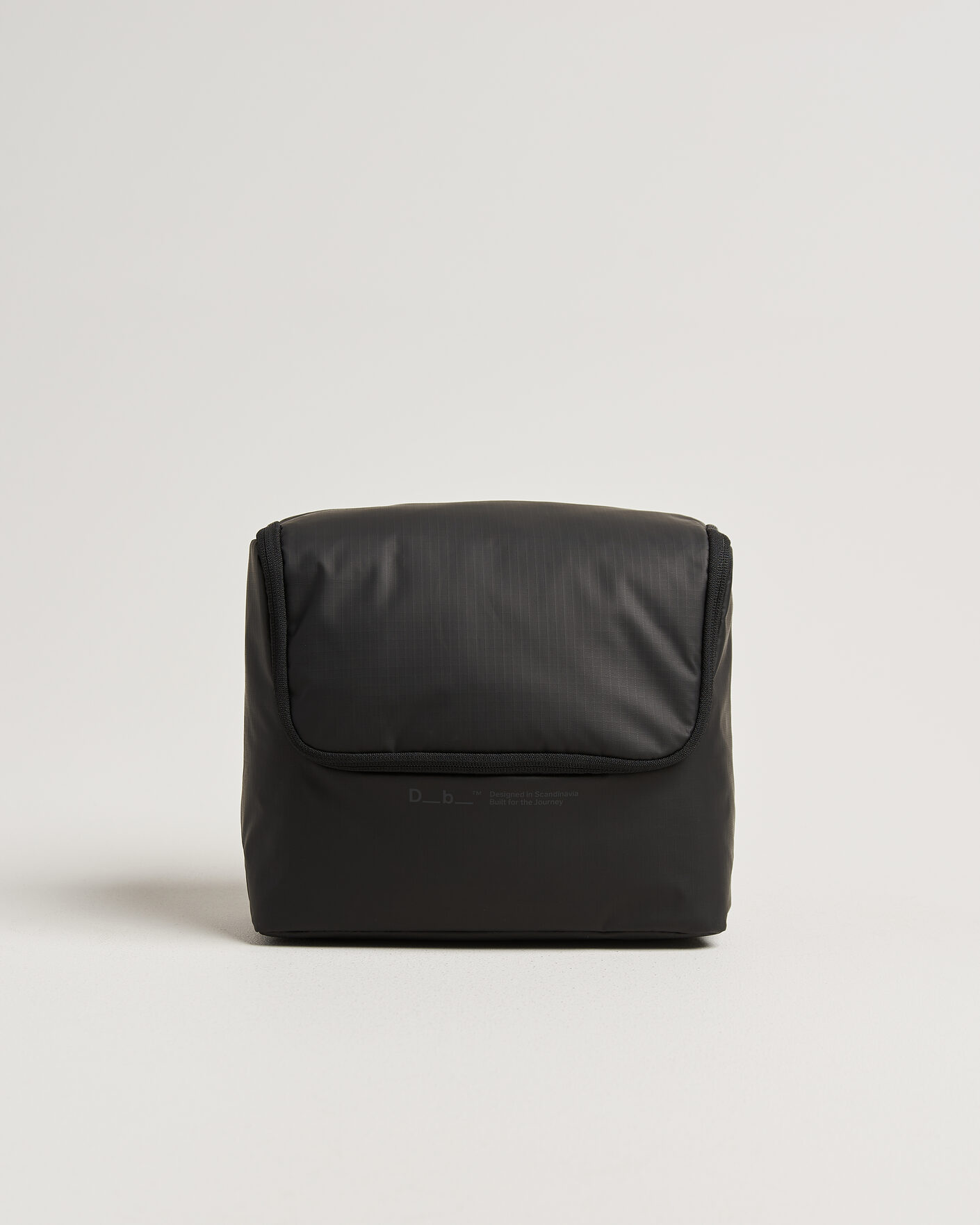Heren | Tassen | DB | Essential Wash Bag M Black Out