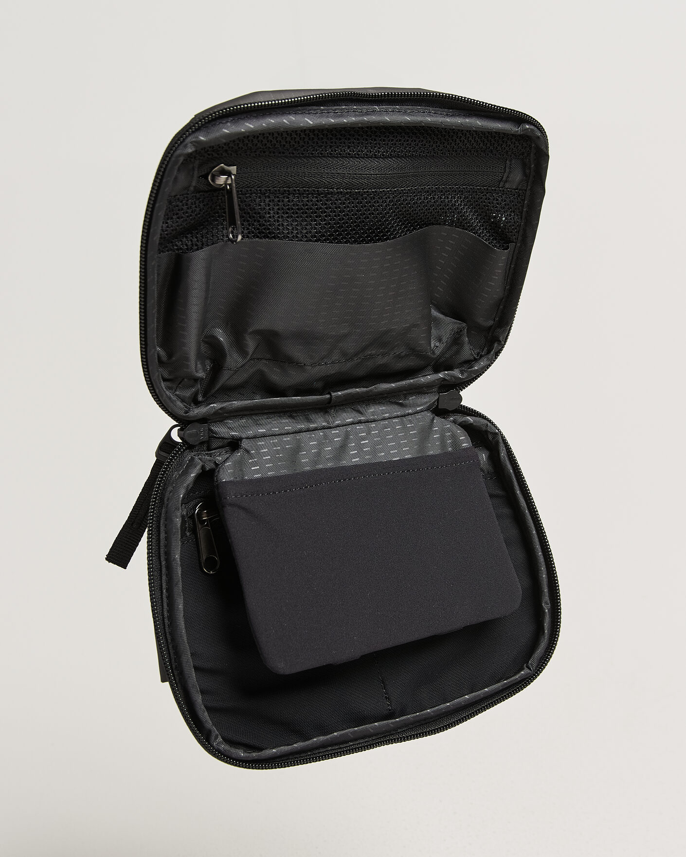 Heren | Tassen | DB | Ramverk Tech Organizer Black Out