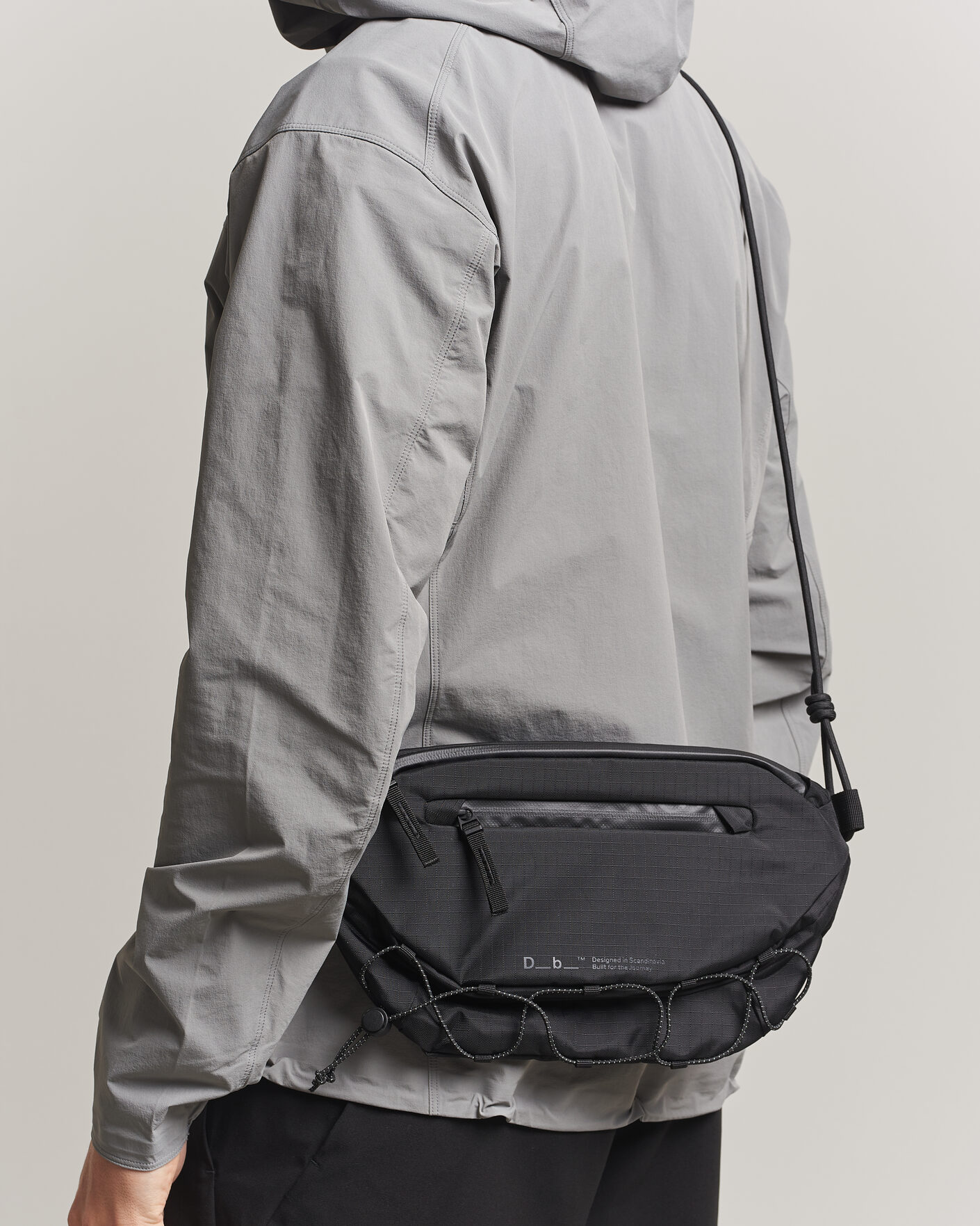 Heren | Tassen | DB | Roamer Pro Sling Bag 6L Black Out