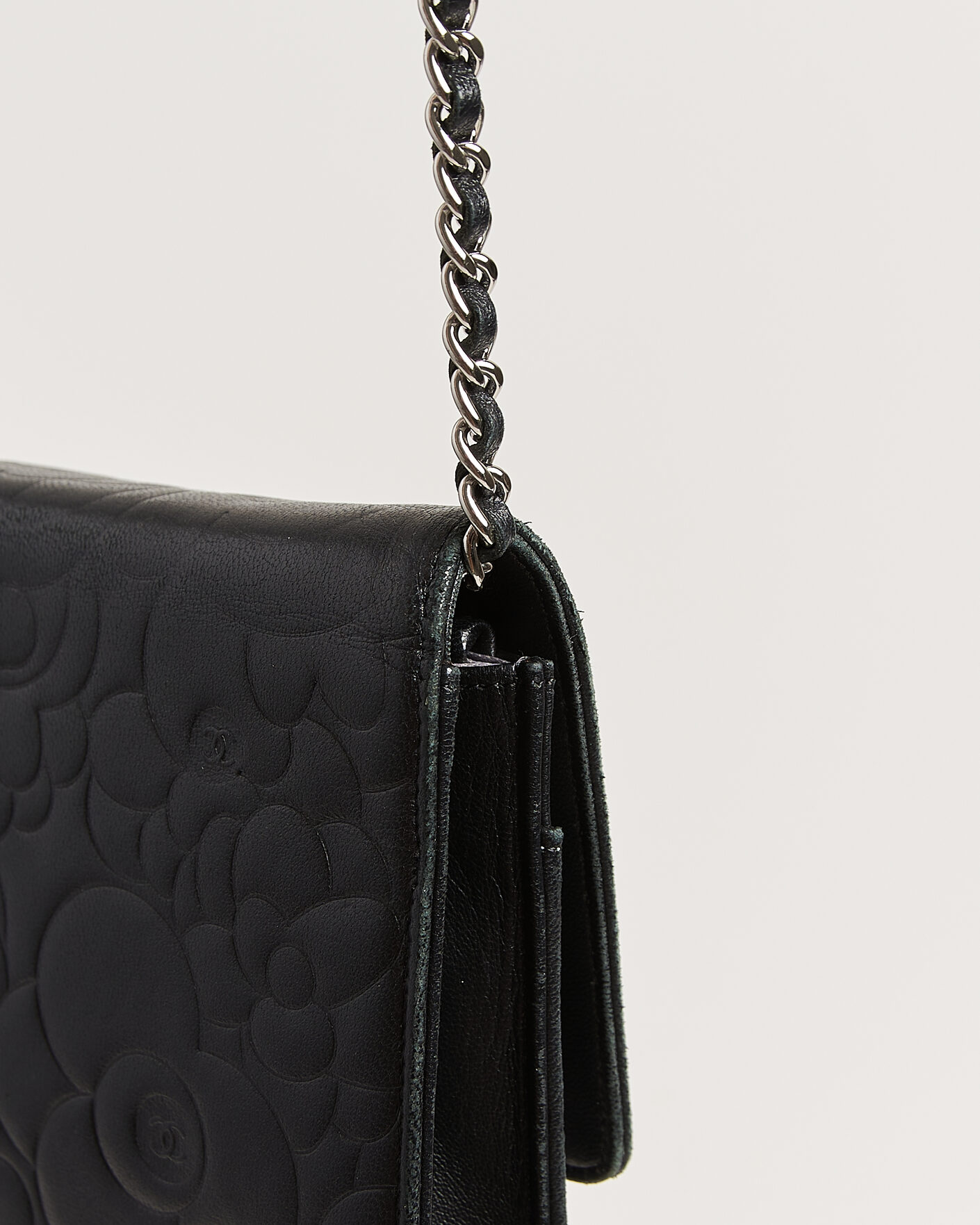 Heren | Pre-Owned & Vintage Bags | Chanel Pre-Owned | Wallet On Chain Camelia Lambskin Black