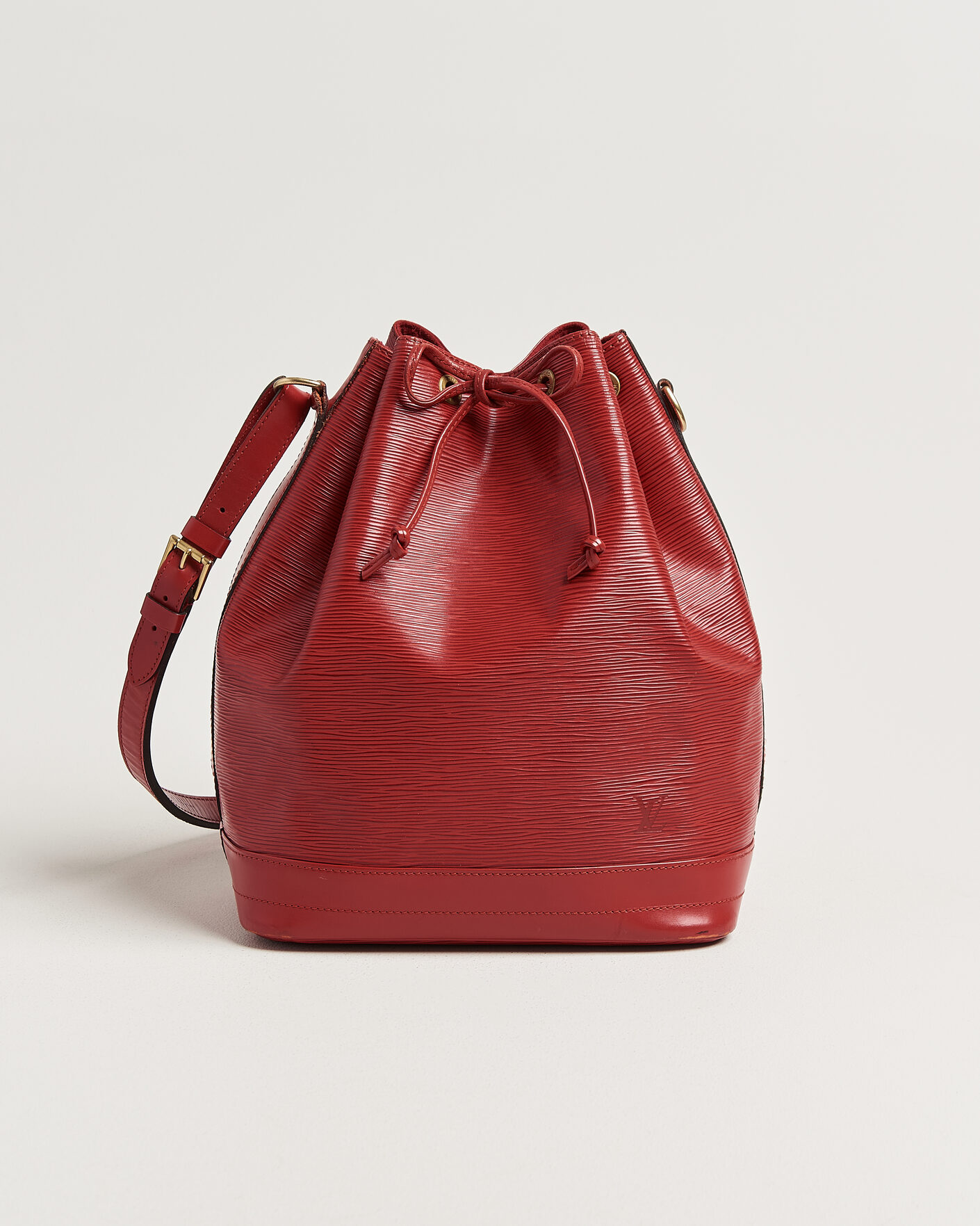 Heren | Pre-Owned & Vintage Bags | Louis Vuitton Pre-Owned | Noé Epi Leather Red