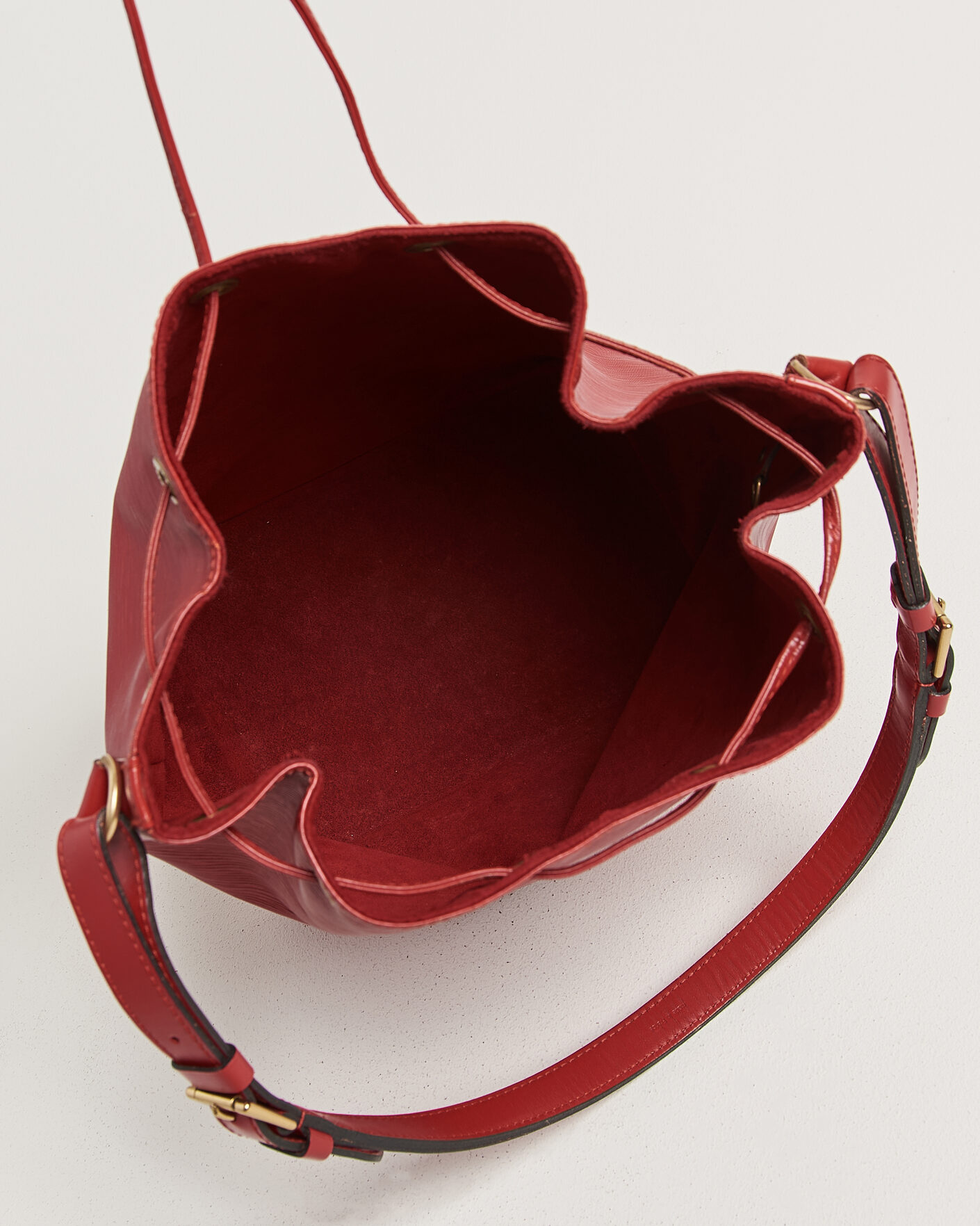 Heren | Pre-Owned & Vintage Bags | Louis Vuitton Pre-Owned | Noé Epi Leather Red