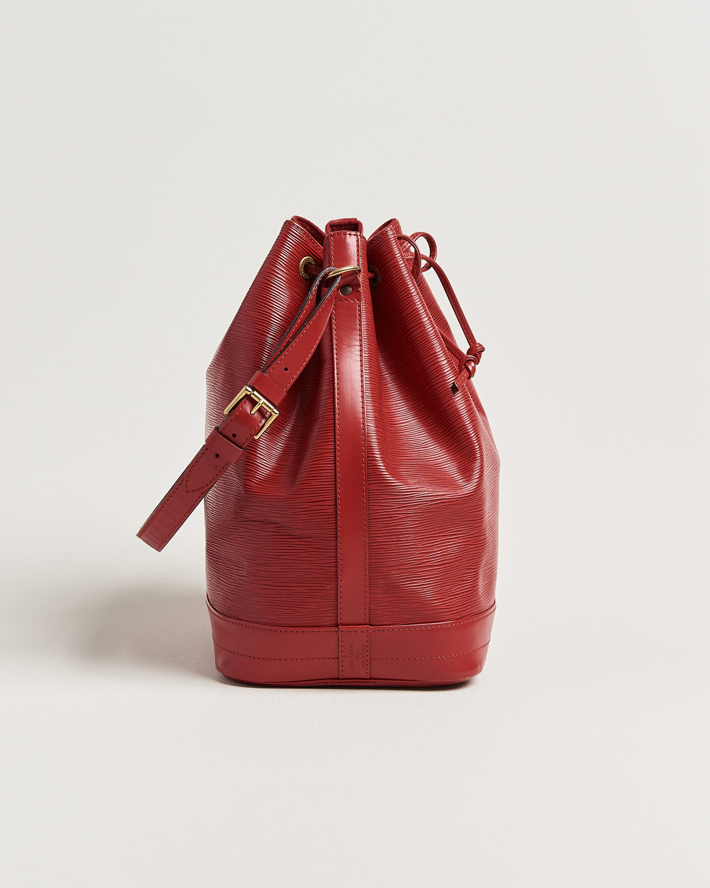 Heren | Pre-Owned & Vintage Bags | Louis Vuitton Pre-Owned | Noé Epi Leather Red