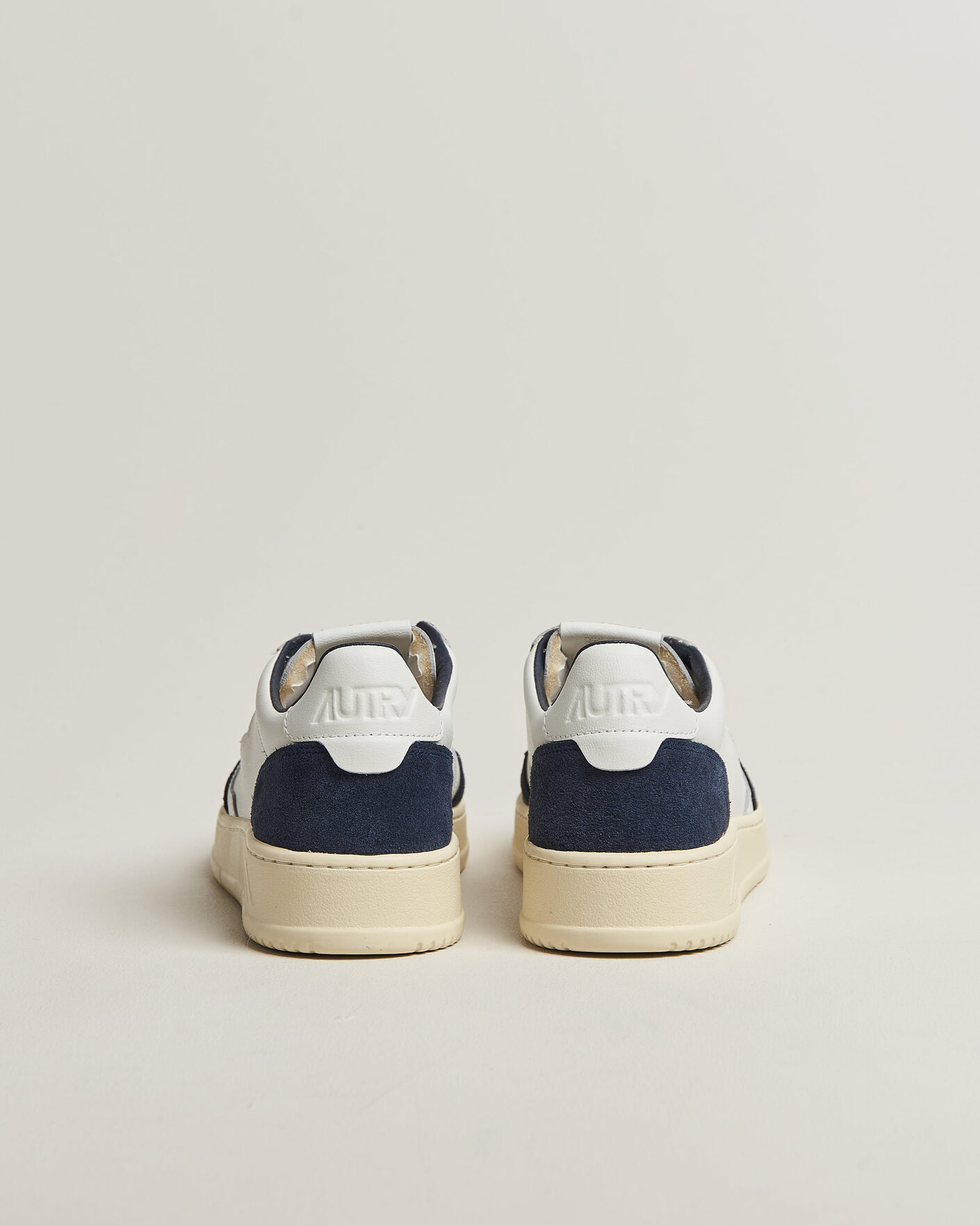 Heren | Sneakers | Autry | Medalist Low Soft Leather/Suede Sneaker White/Denim