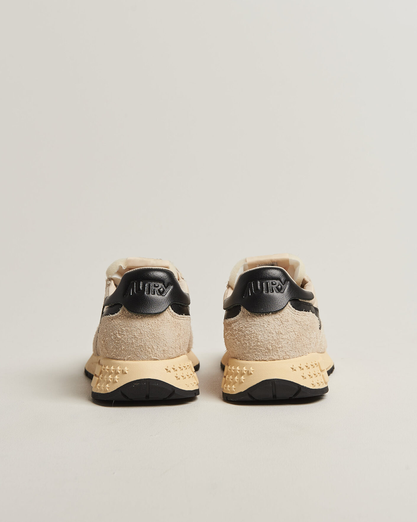 Heren | Sneakers | Autry | Reelwind Running Sneaker Ecru/Black