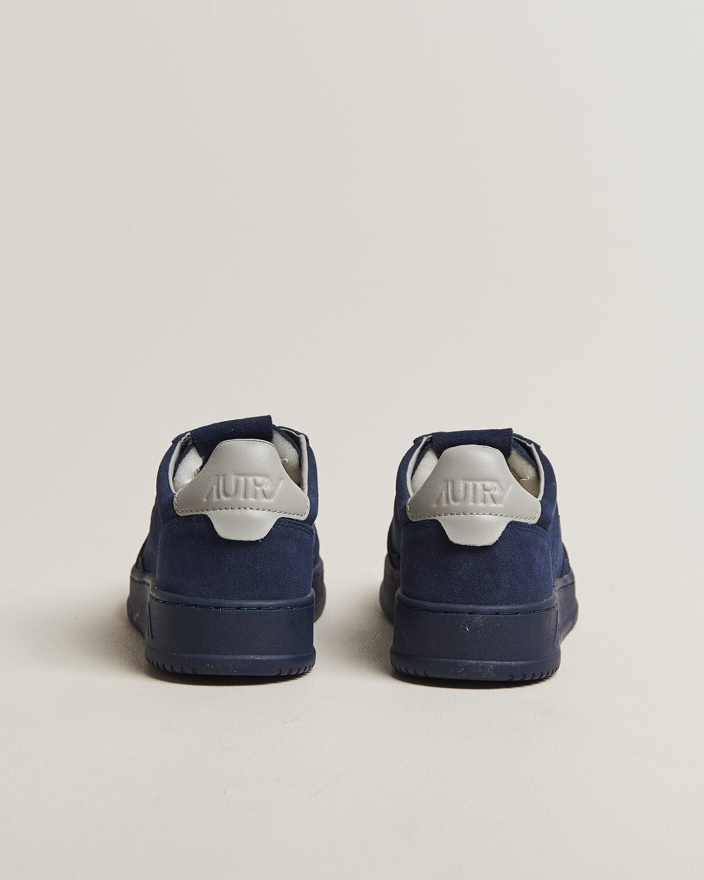 Heren | Sneakers | Autry | Medalist Low Suede Sneaker Navy