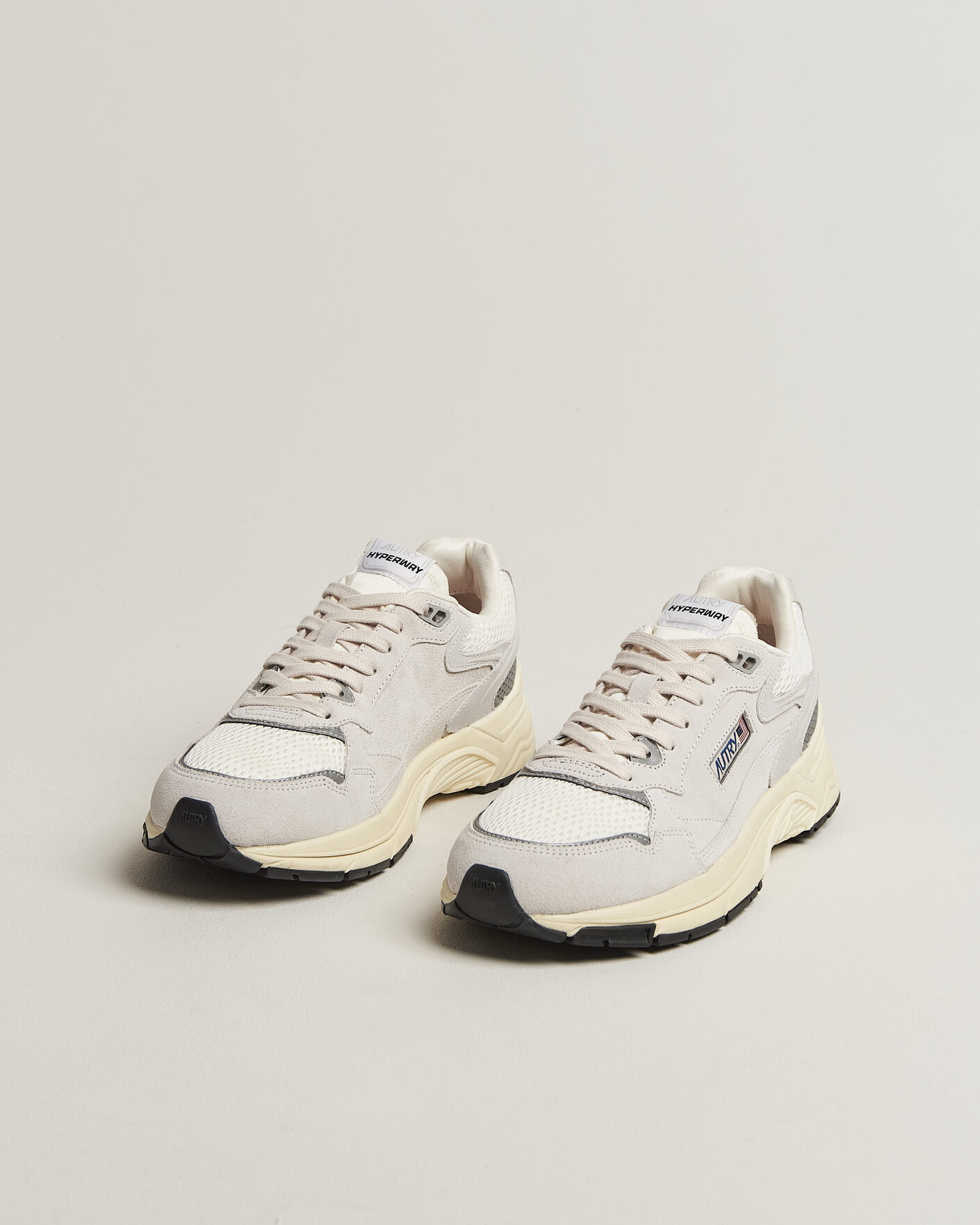 Heren | Sneakers | Autry | Hyperway Low Suede Running Sneaker Light Grey