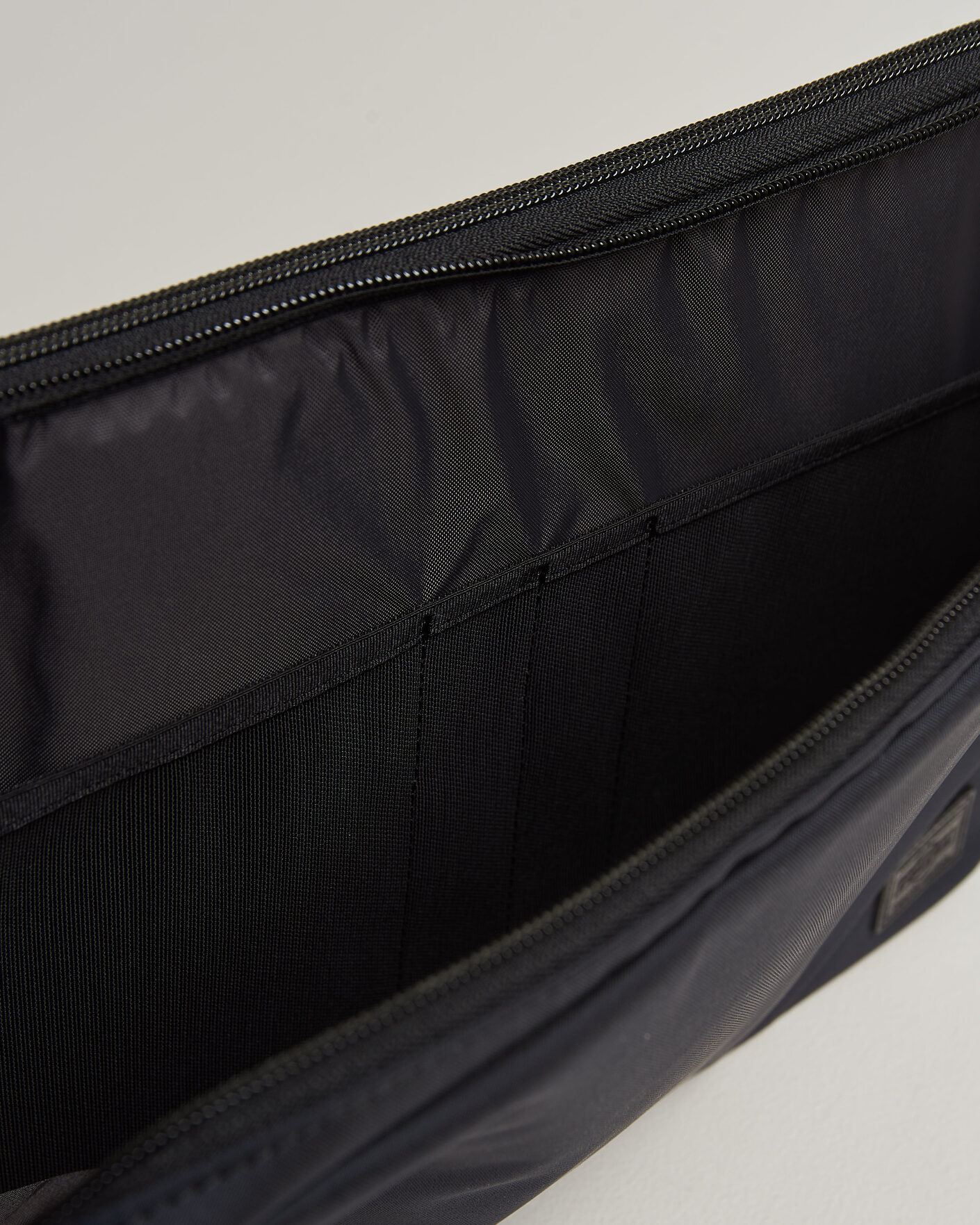 Heren | Tassen | Porter-Yoshida & Co. | View Document Case Navy