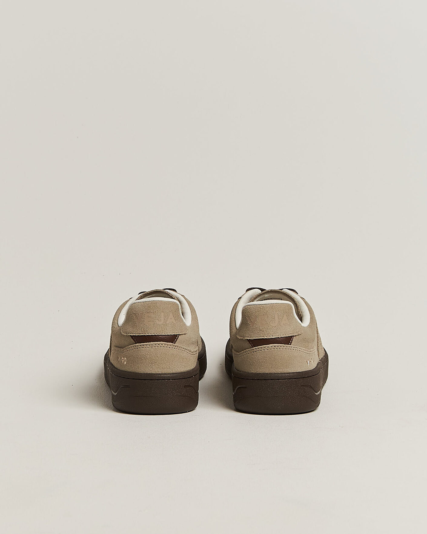 Heren | Sneakers | Veja | V-90 Suede Sneaker Taupe/Eagle