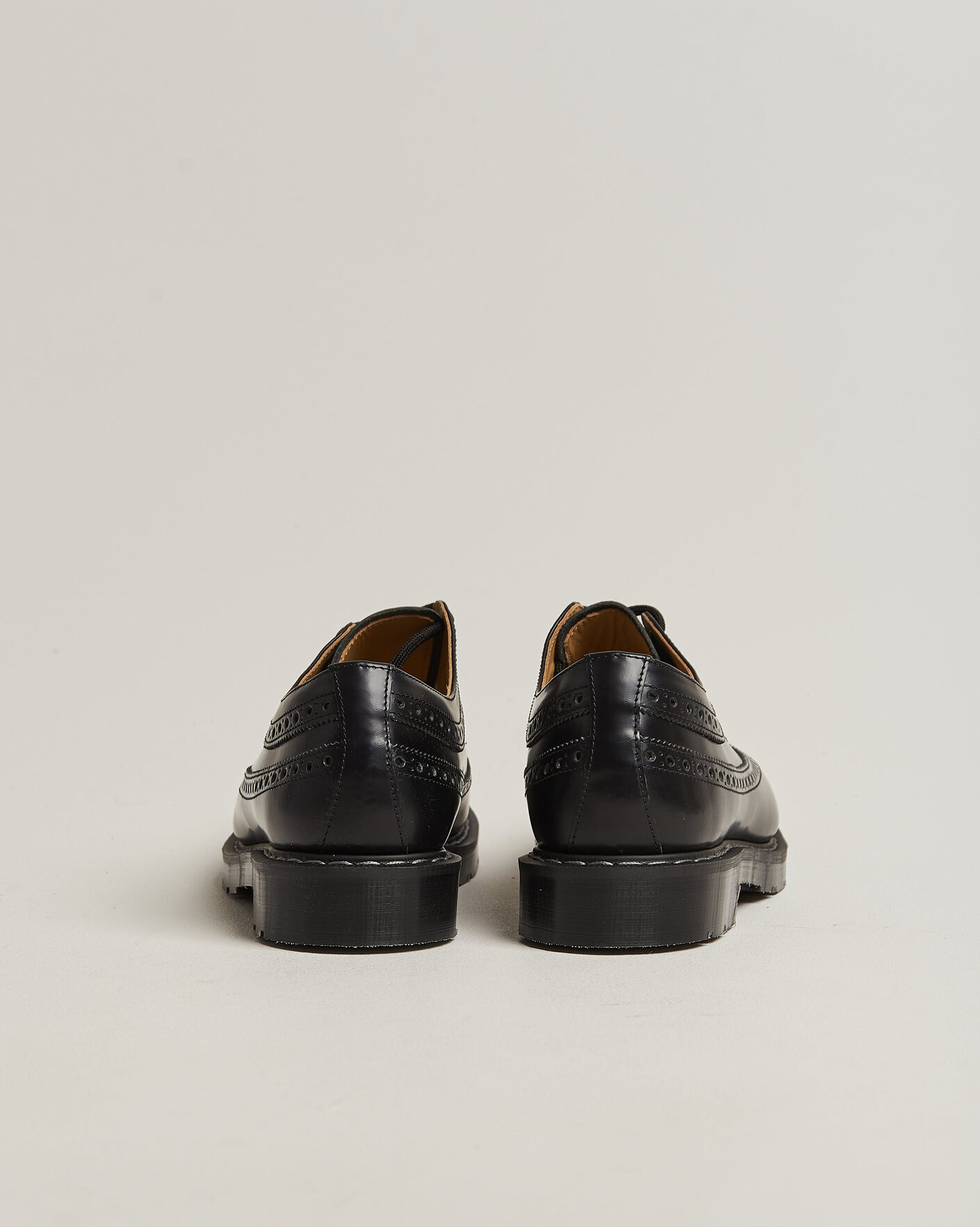 Heren | Brogues | Solovair | American Brogue Shoe Black Shine