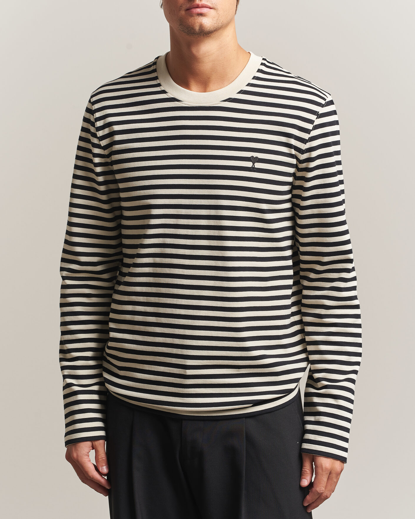 Heren | T-shirts | AMI | Black Heart Logo Striped Long Sleeve T-Shirt Black/Ivory