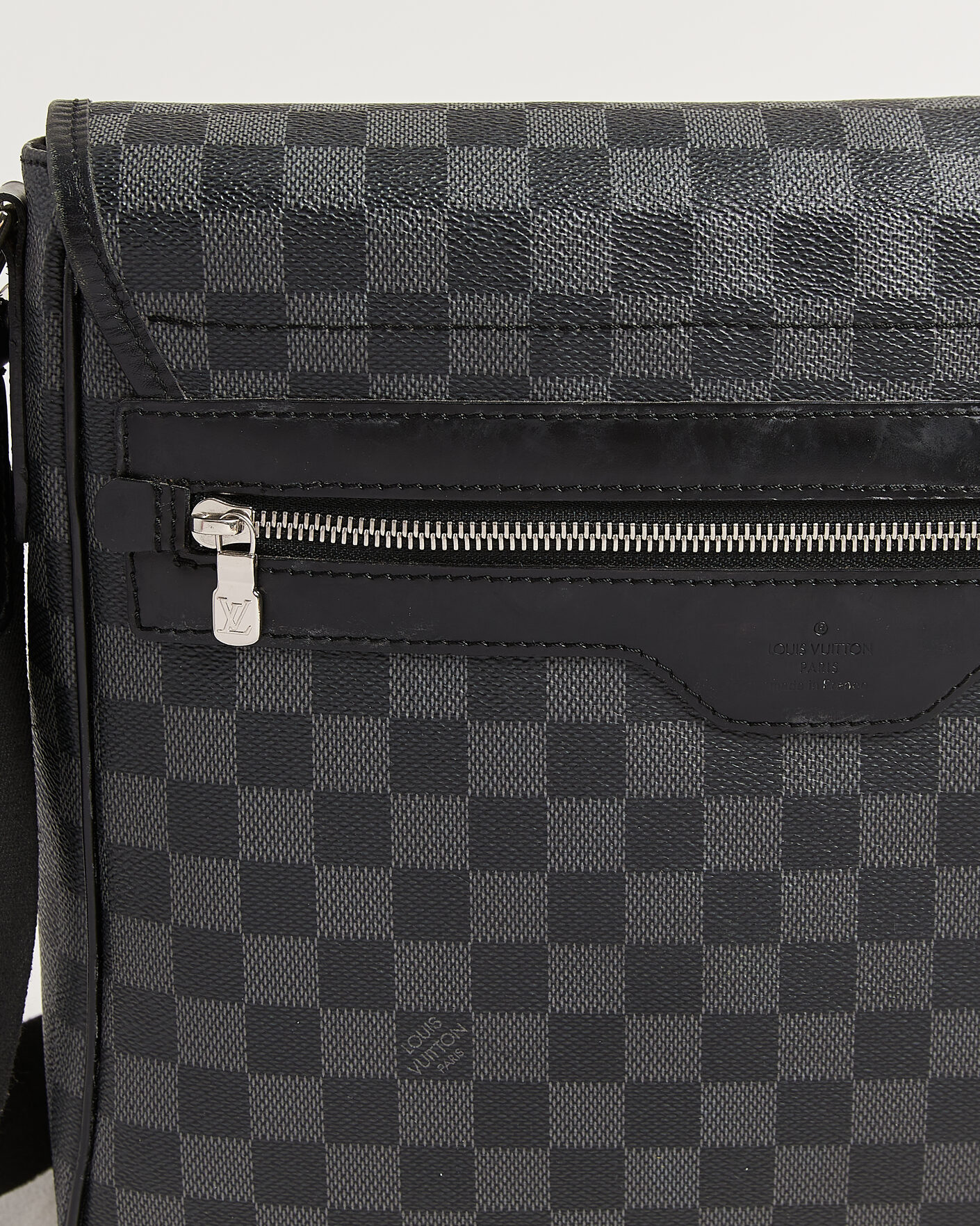 Heren | Pre-Owned & Vintage Bags | Louis Vuitton Pre-Owned | Daniel Shoulder Bag MM Damier Graphite