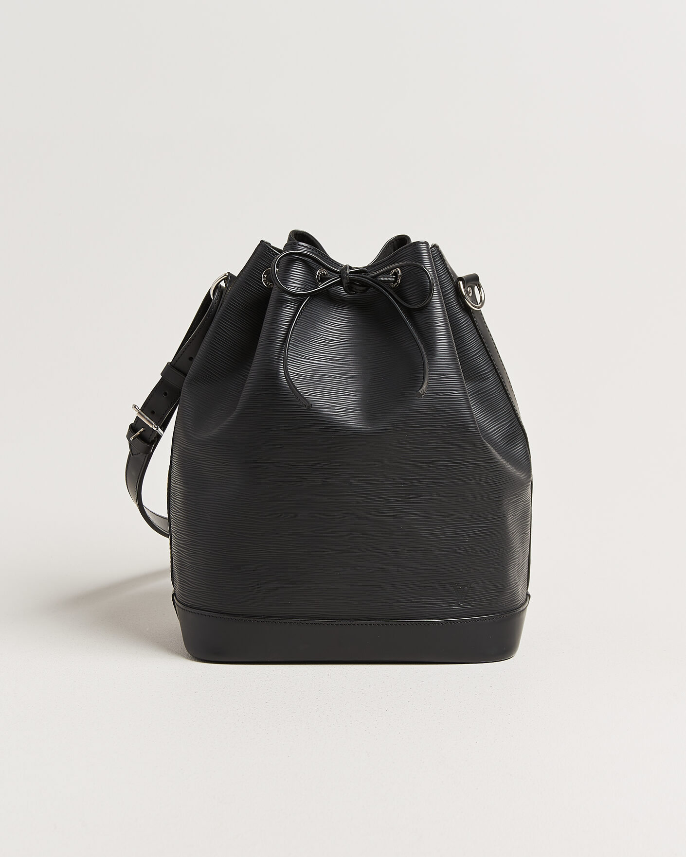  | Nieuw in de winkel | Louis Vuitton Pre-Owned | Noé Epi Leather Black