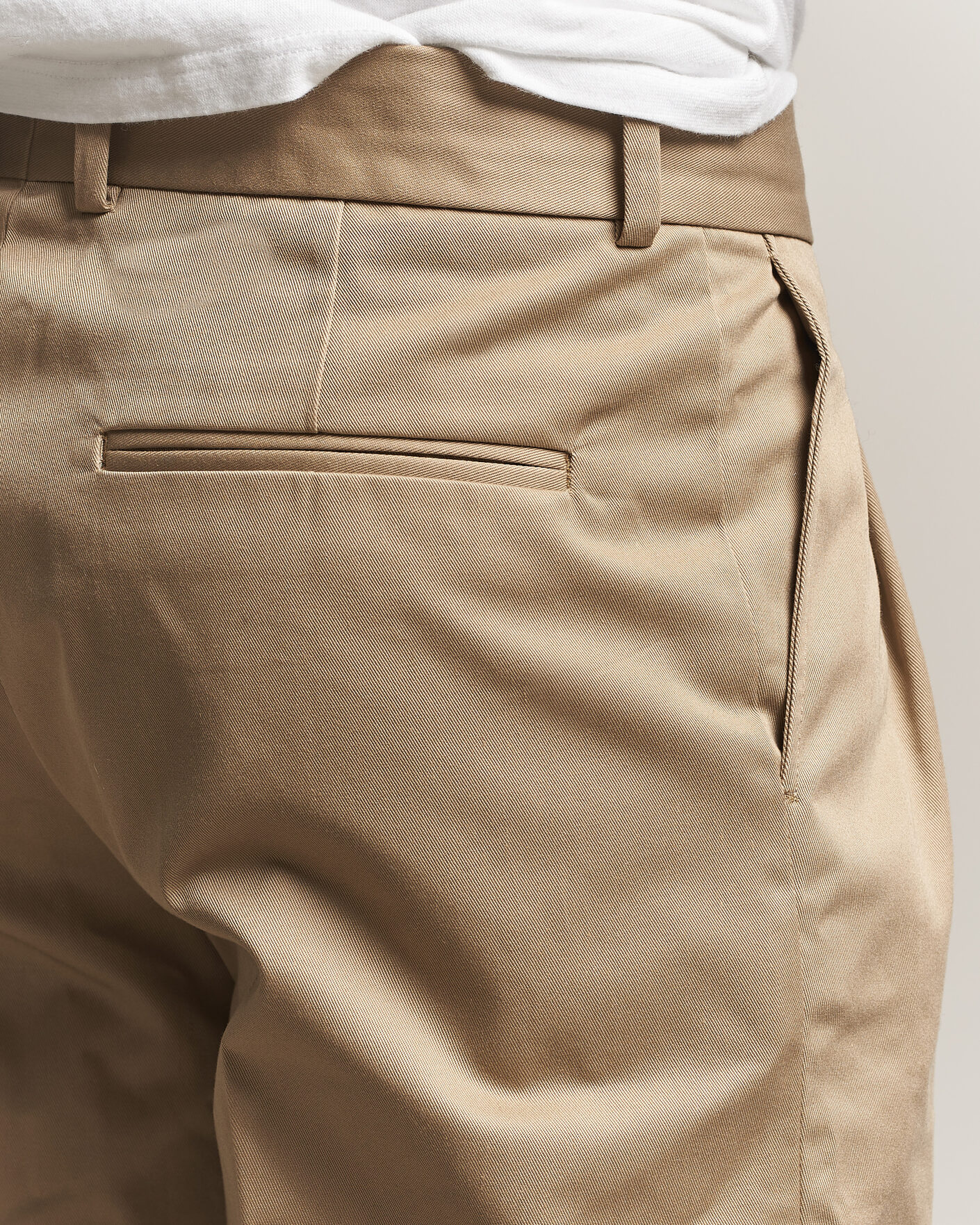 Heren | Broeken | Drôle de Monsieur | Gabardine Pleated Trousers Beige
