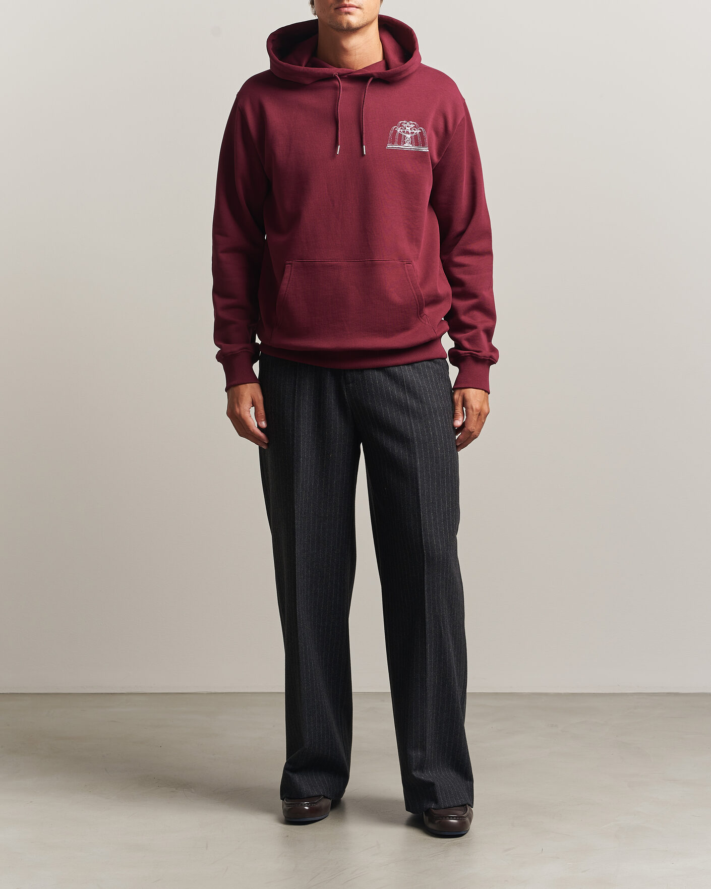 Heren | Truien | Drôle de Monsieur | Fountain Printed Hoodie Burgundy