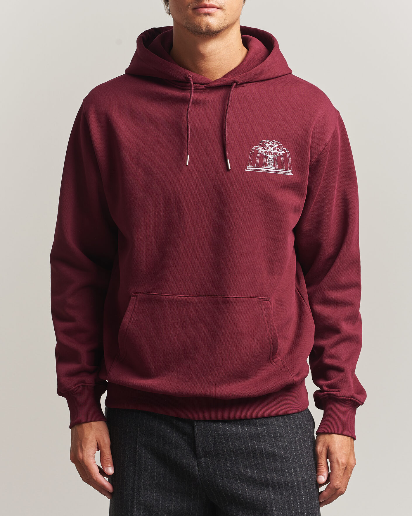 Heren | Truien | Drôle de Monsieur | Fountain Printed Hoodie Burgundy