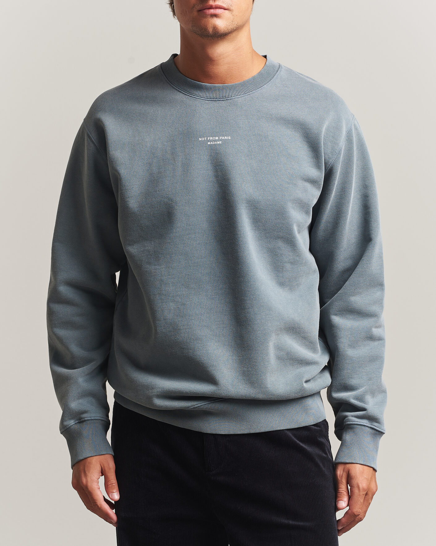Heren | Truien | Drôle de Monsieur | Classic Slogan Sweatshirt Dark Grey