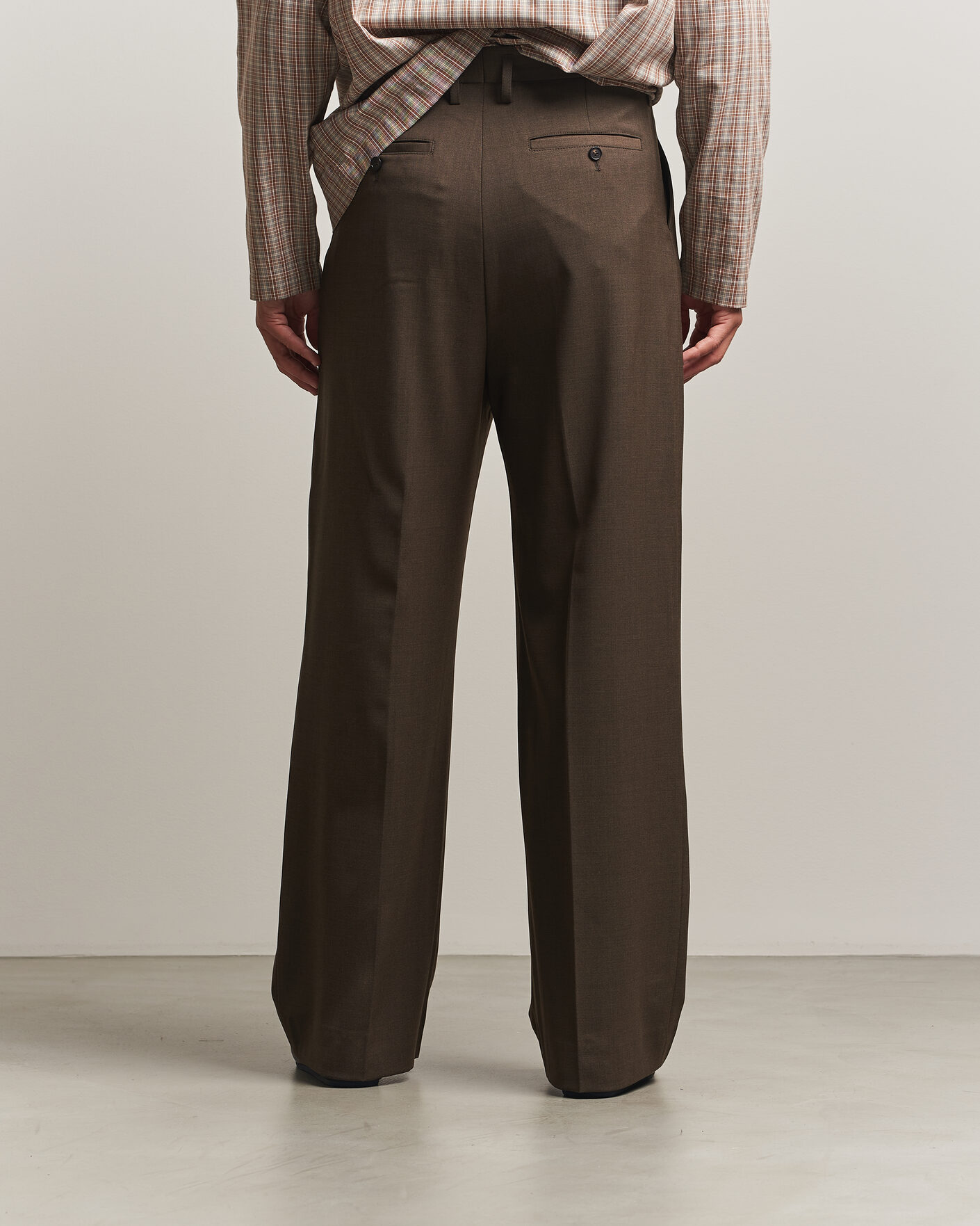Heren | Broeken | Filippa K | Milo Wide Wool Trousers Walnut Brown