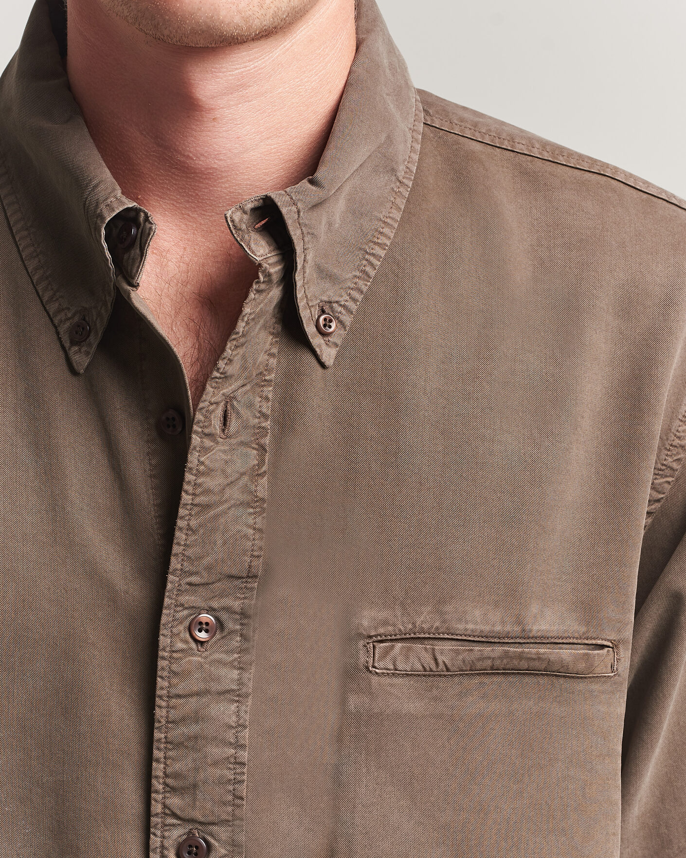 Heren | Overhemden | Filippa K | Zack Lyocell Shirt Ebony Brown