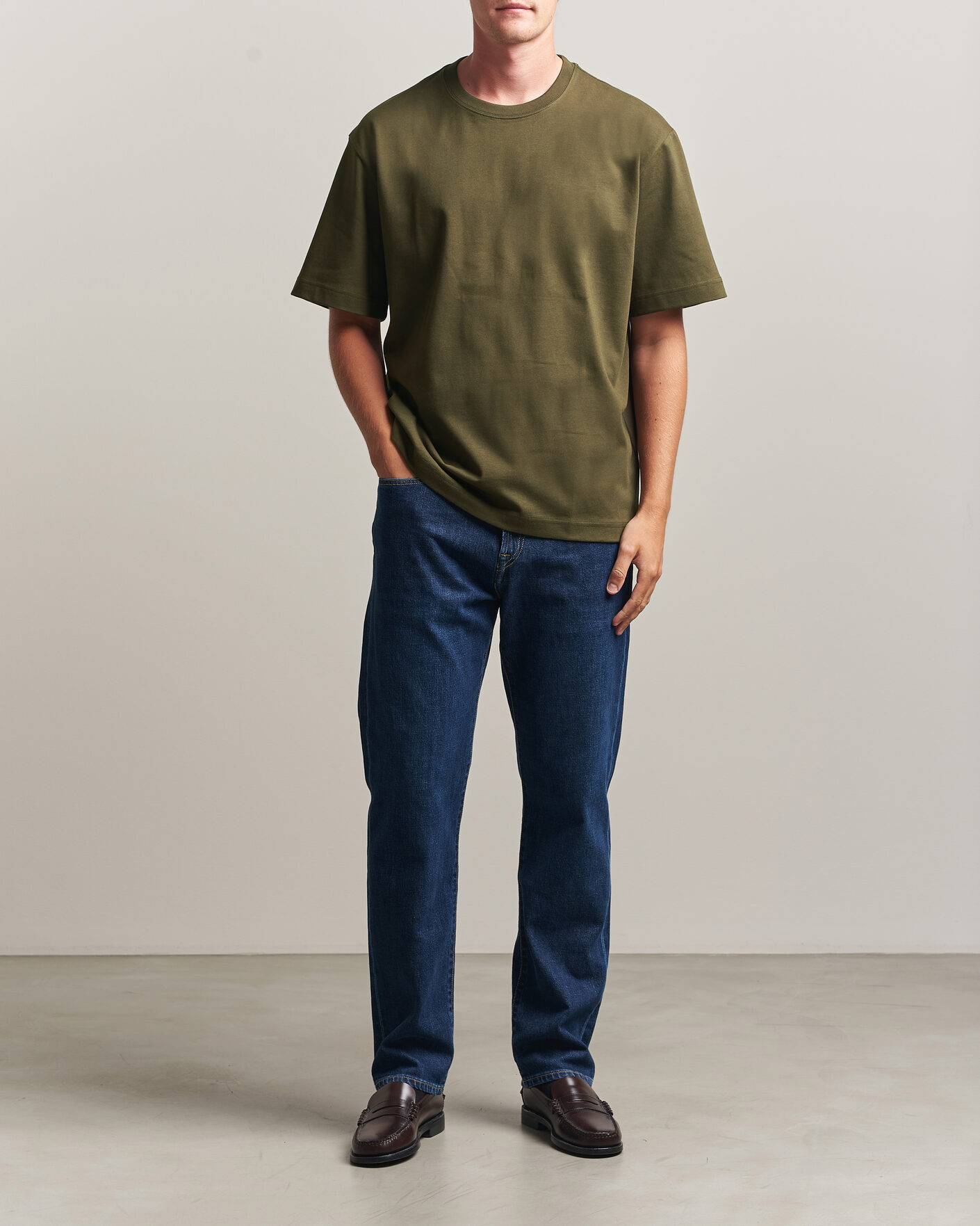 Heren | T-shirts | Filippa K | Heavy Cotton Crew Neck T-Shirt Dark Moss Green
