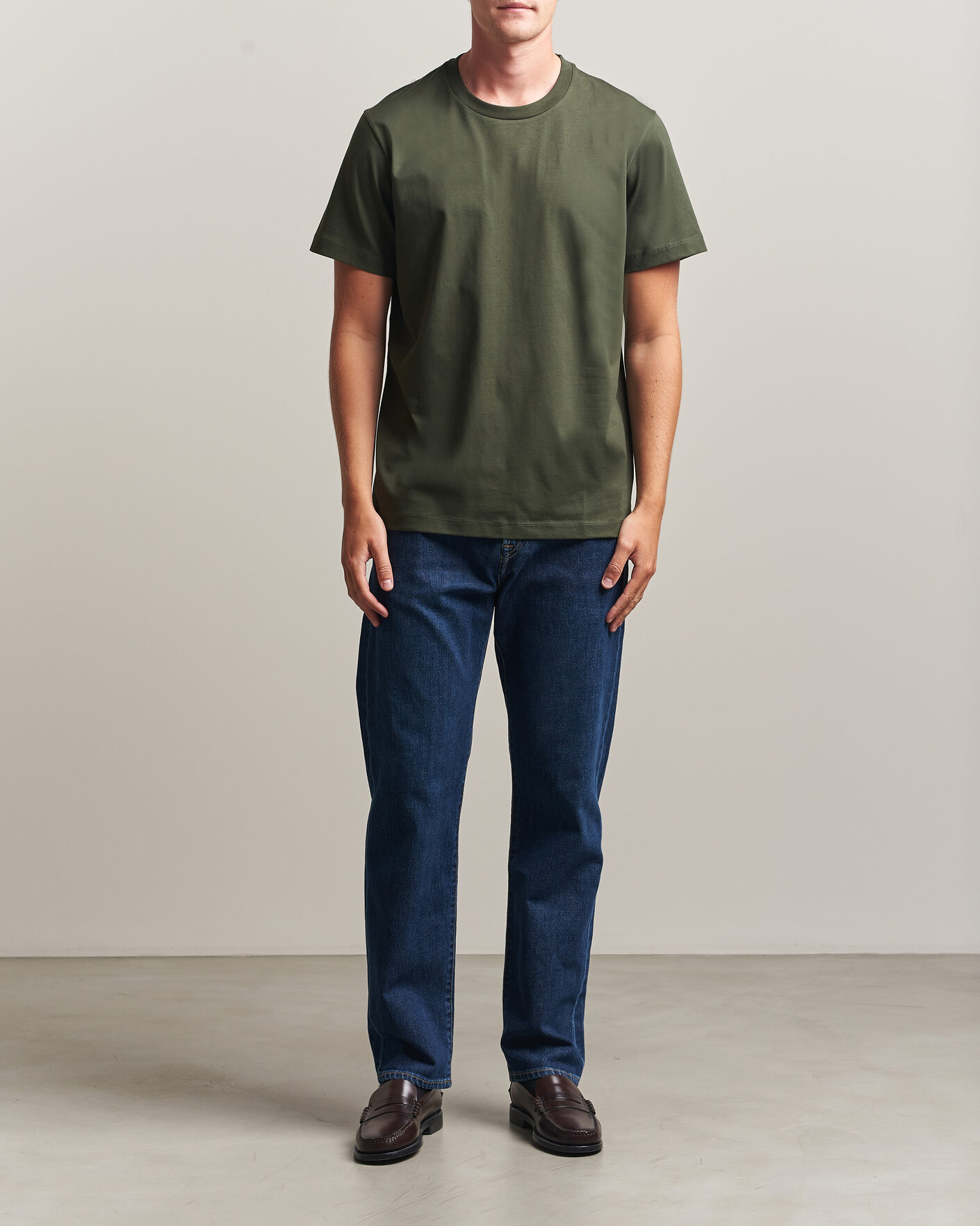 Heren | T-shirts | Filippa K | Filip Crew Neck T-Shirt Night Green