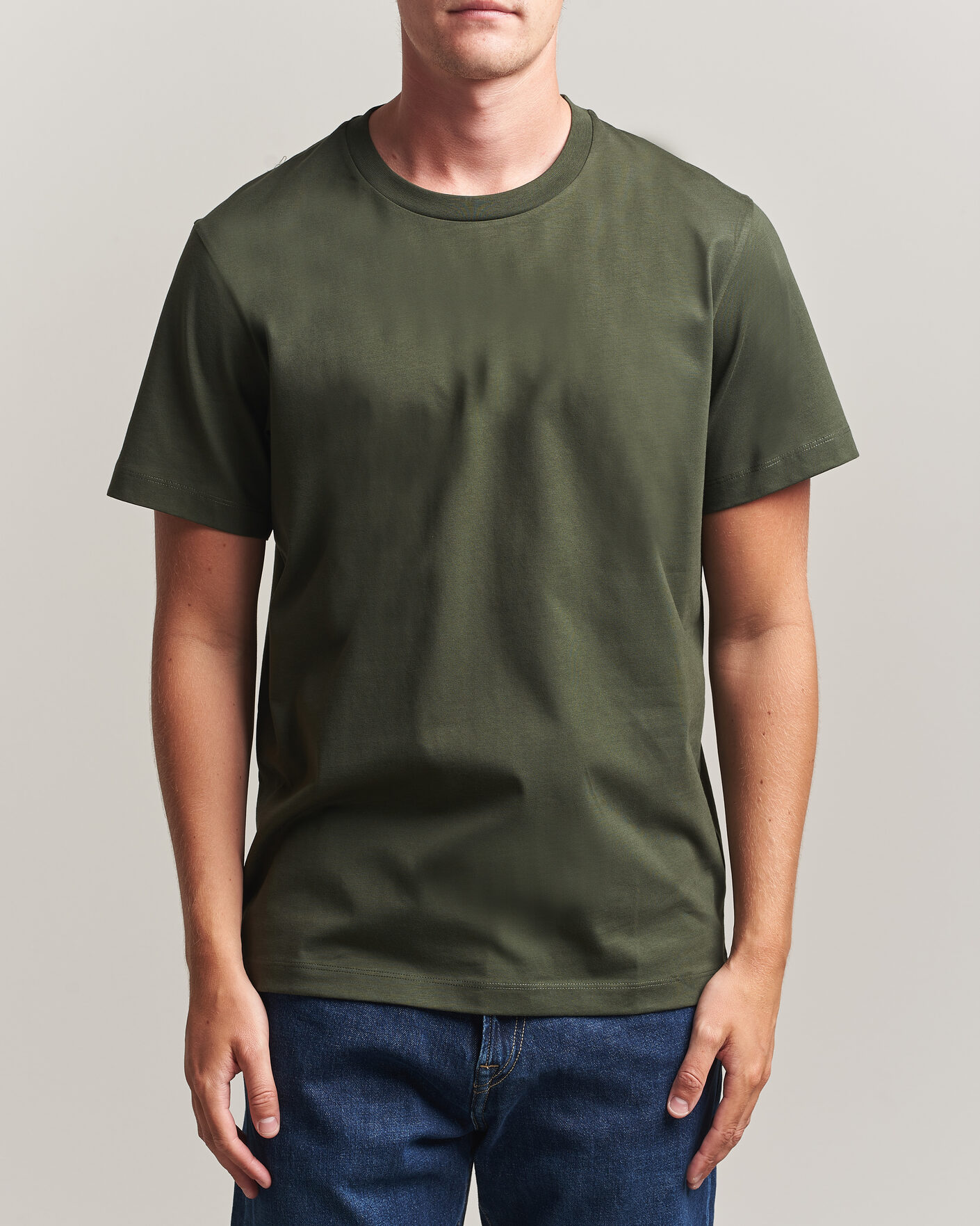 Heren | T-shirts | Filippa K | Filip Crew Neck T-Shirt Night Green