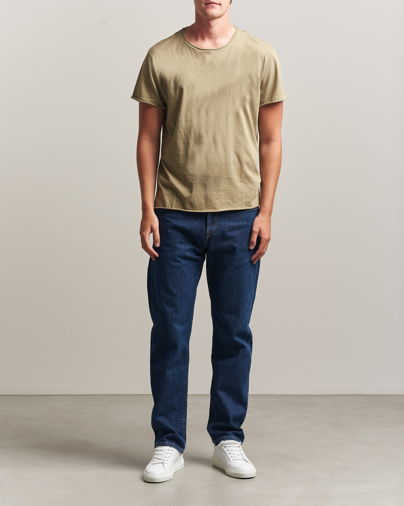 Heren | T-shirts | Filippa K | Roll Neck Crew Neck T-Shirt Light Olive Green