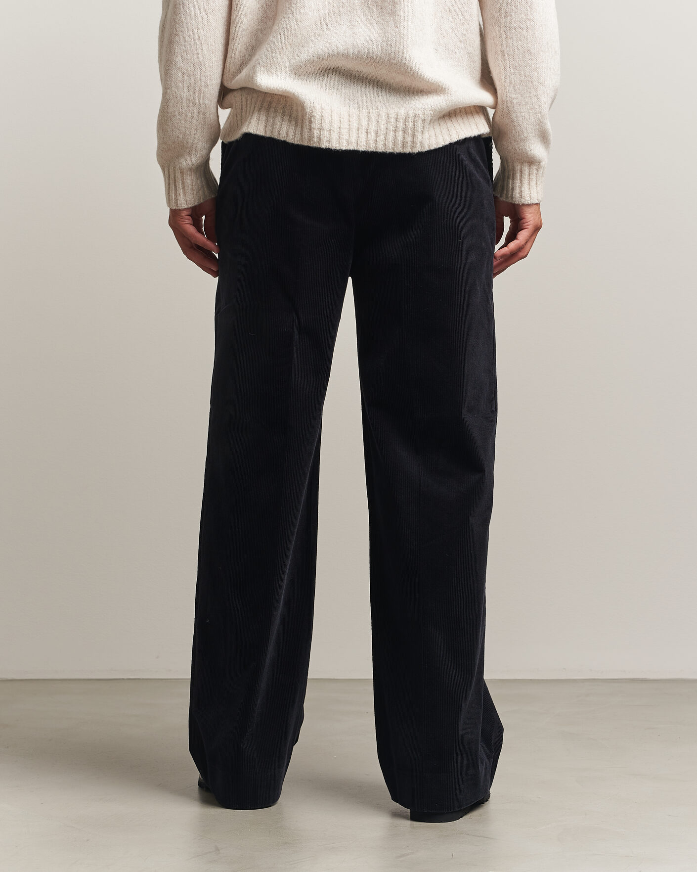 Heren | Broeken | Filippa K | Hector Corduroy Trousers Dark Navy