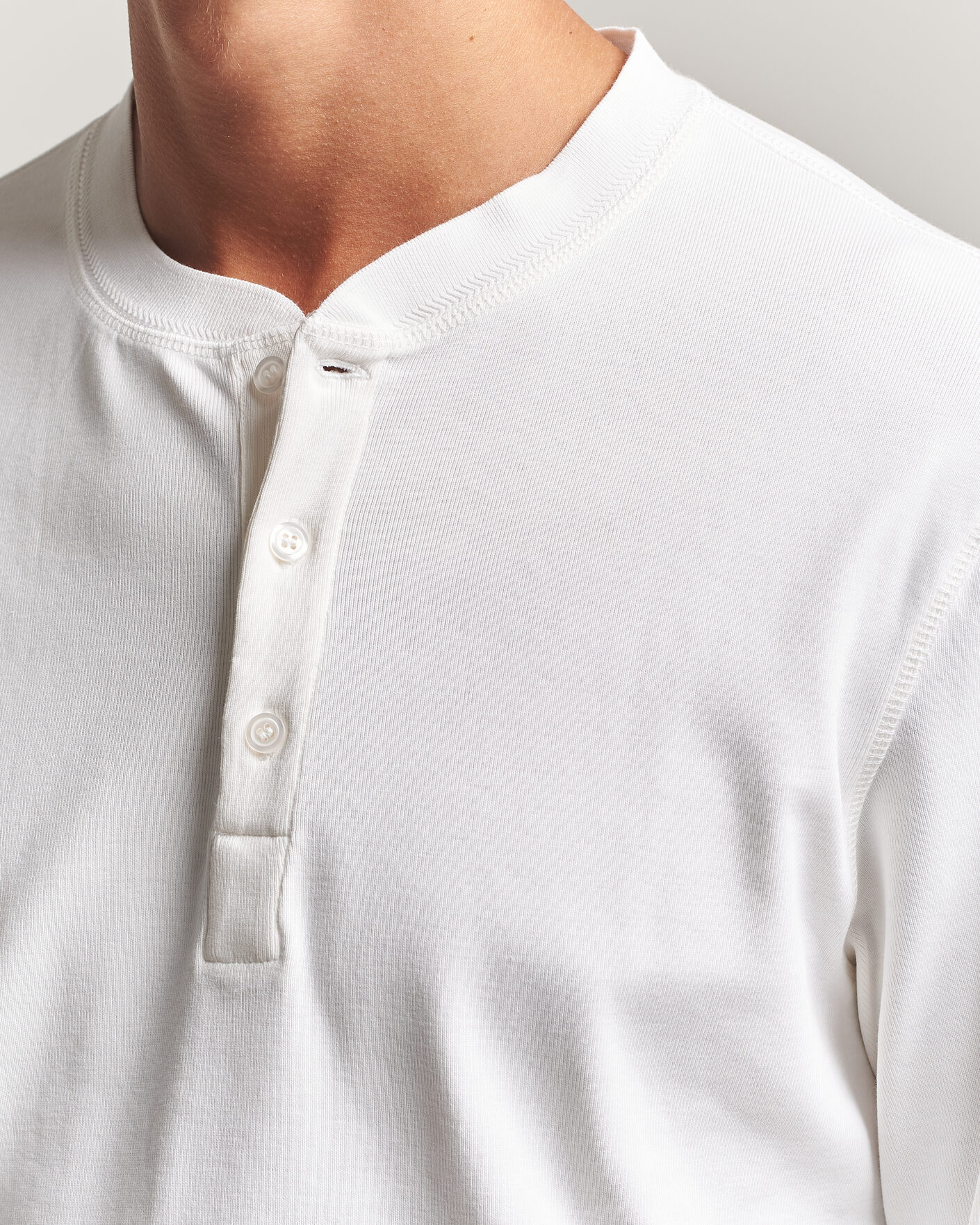 Heren | Truien | Filippa K | Cotton Rib Henley White