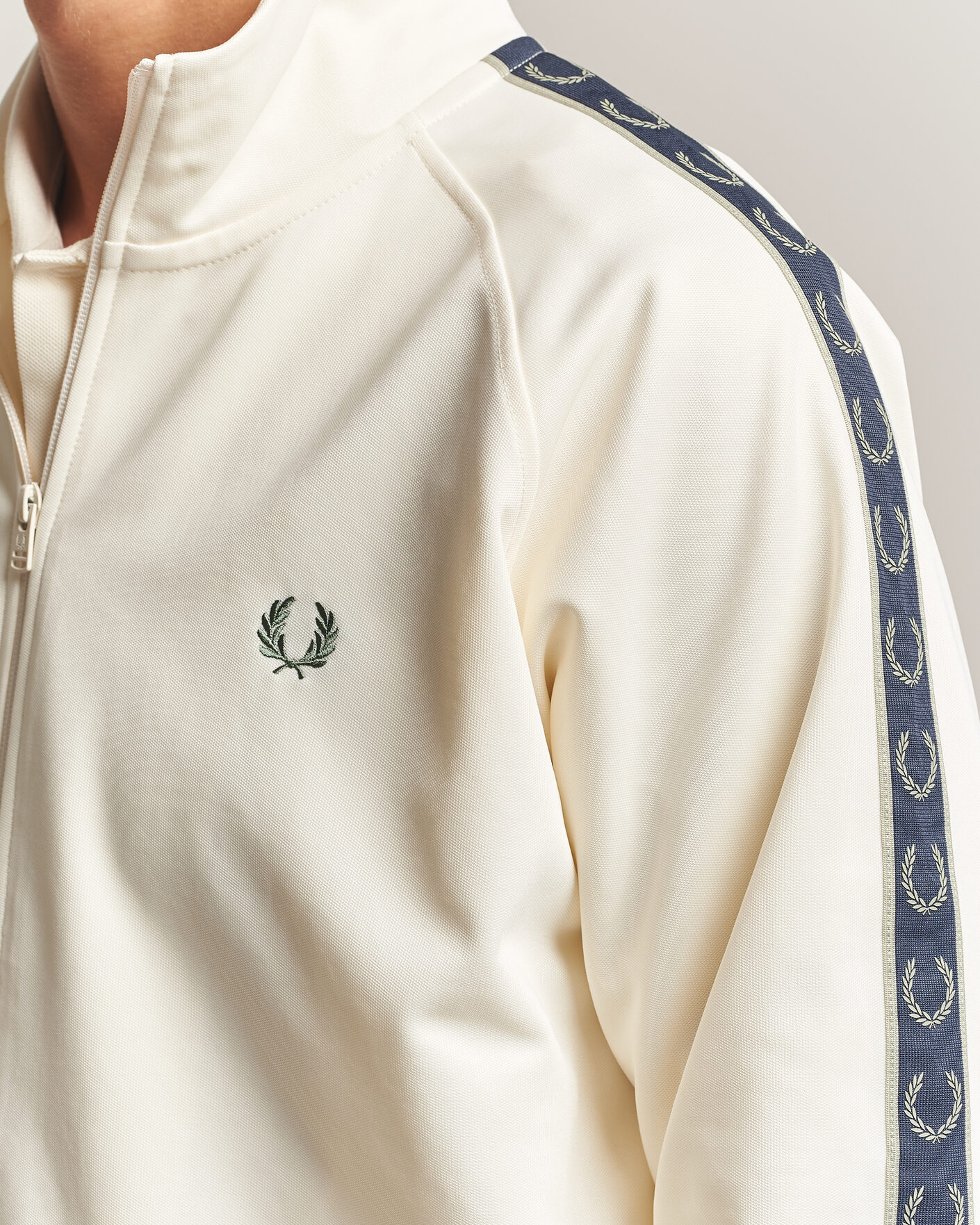 Heren | Truien | Fred Perry | Taped Track Jacket Ecru