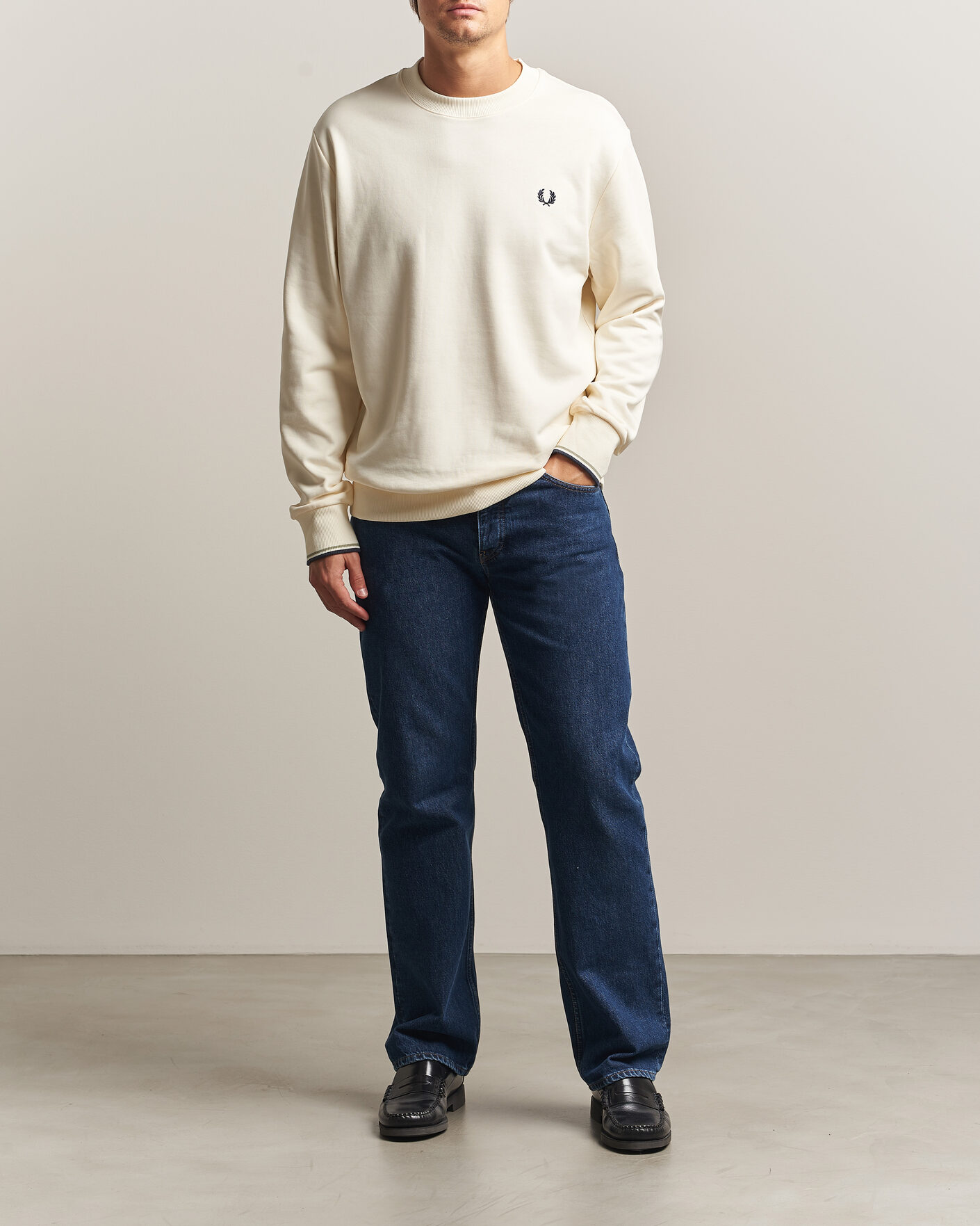 Heren | Truien | Fred Perry | Crew Neck Sweatshirt Ecru