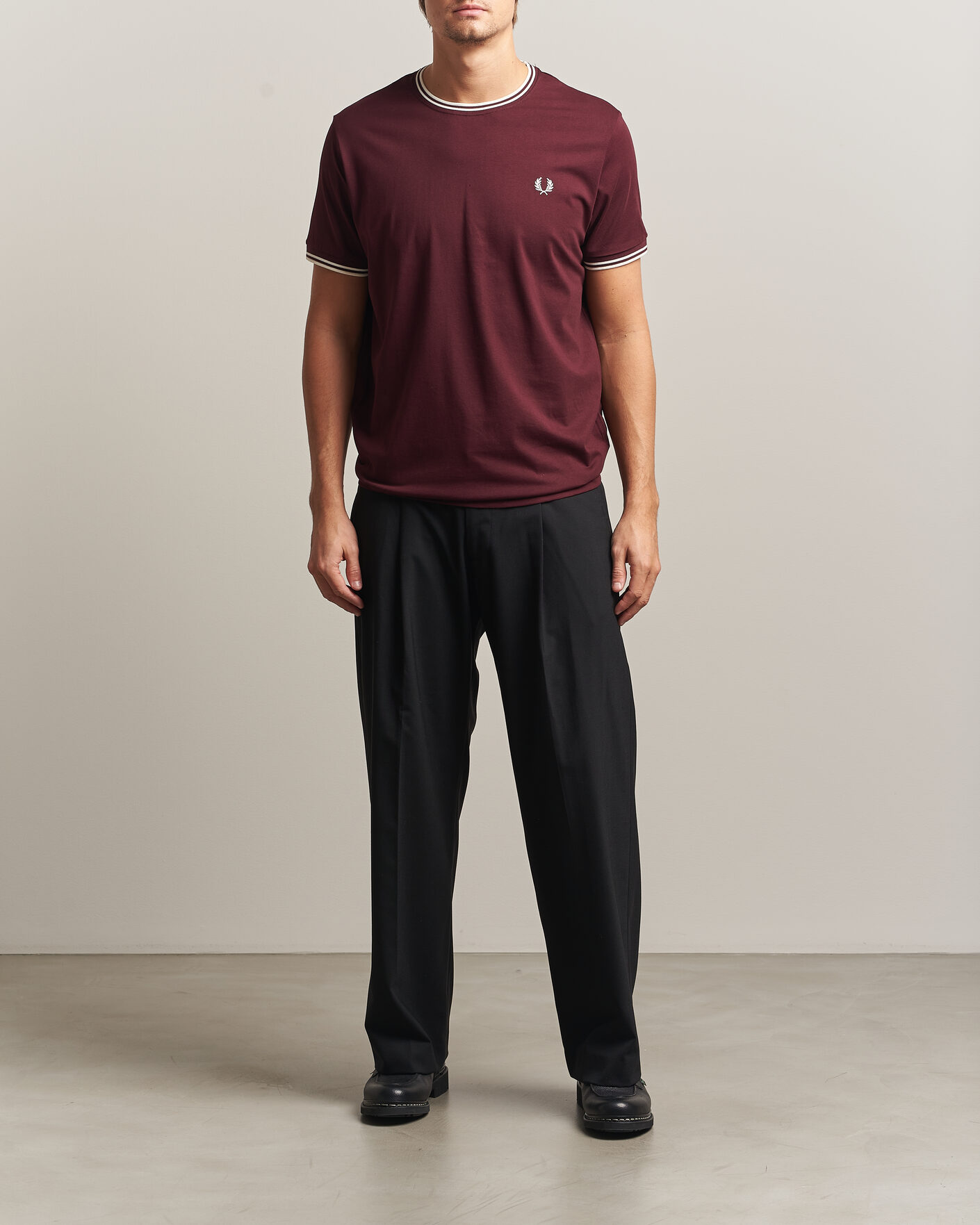 Heren | T-shirts | Fred Perry | Twin Tipped T-Shirt Oxblood