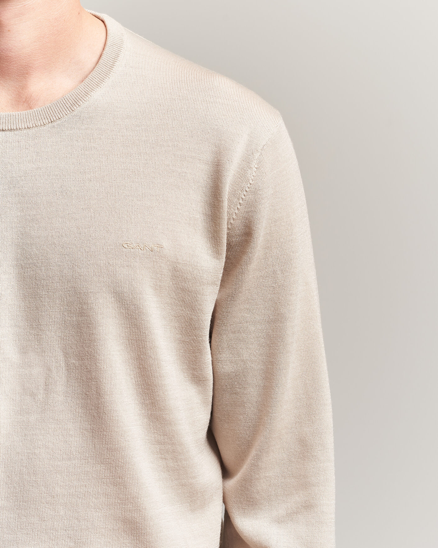Heren | Truien | Gant | Extrafine Merino Knitted Crew Neck Clay Beige
