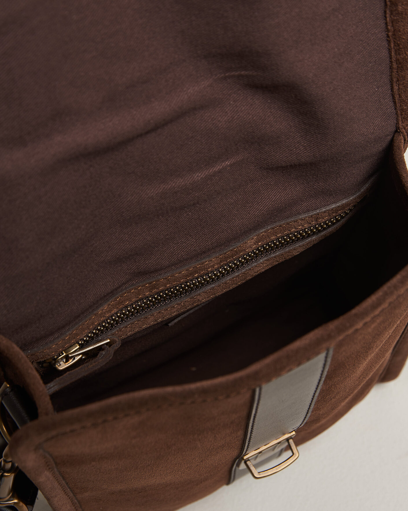 Heren | Tassen | Gant | Suede Shoulder Bag Soil Brown