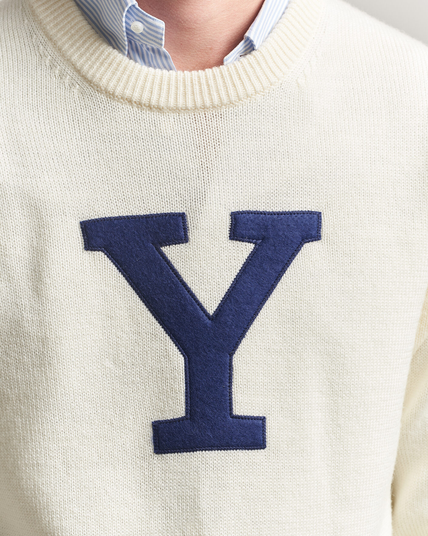 Heren | Truien | Gant | YALE Merino Crew Neck Cream