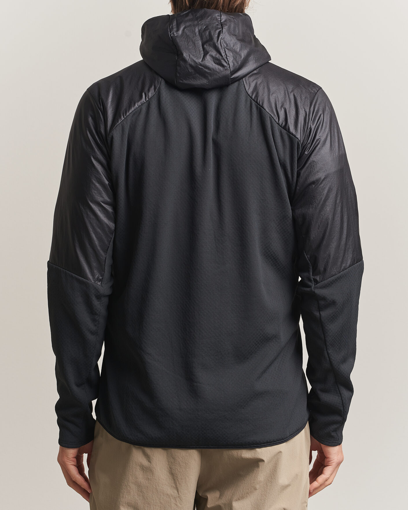 Heren | Jassen | Haglöfs | Nallo Touring Hybrid Mid Layer Jacket True Black